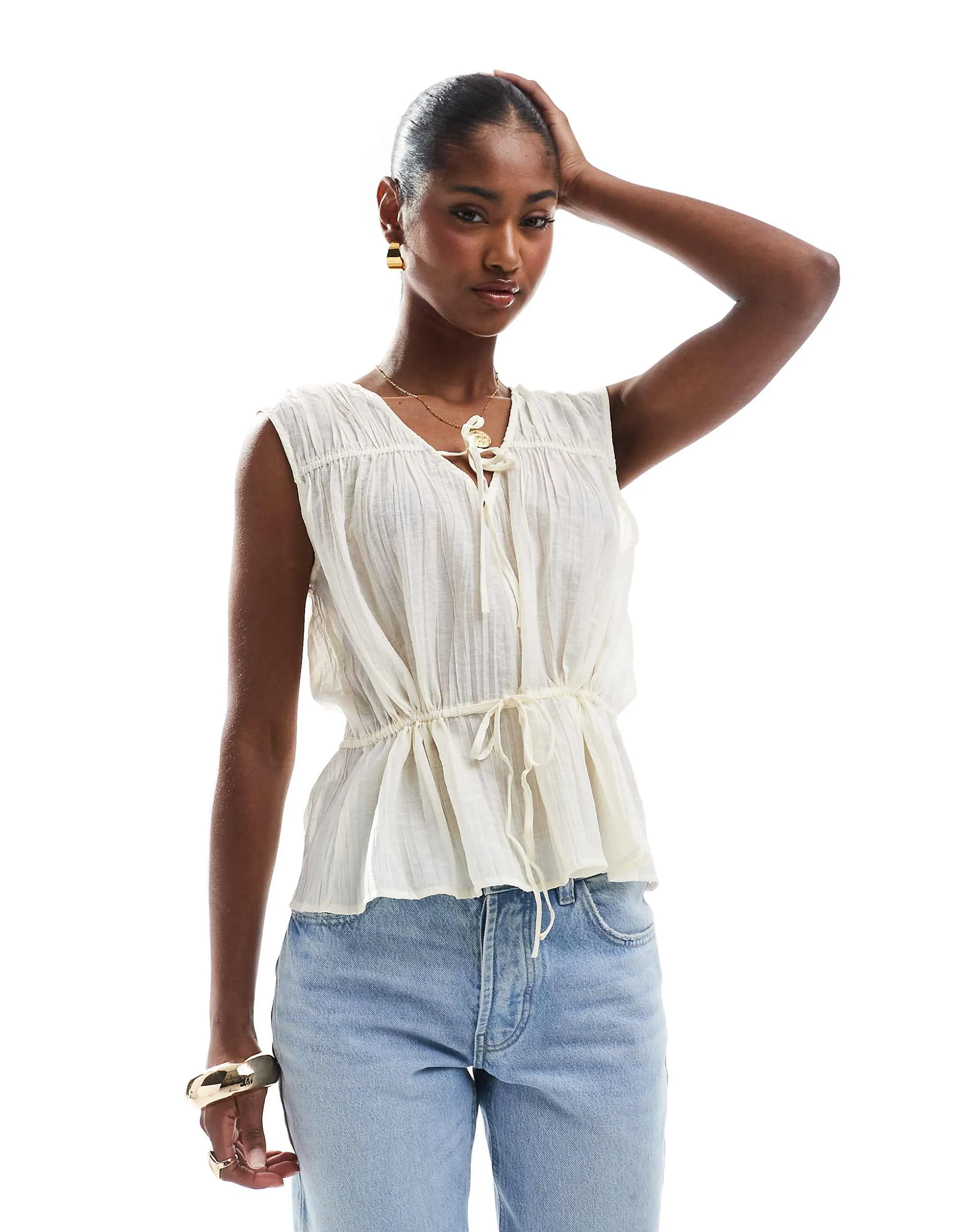 Object tie front ruched top in sand