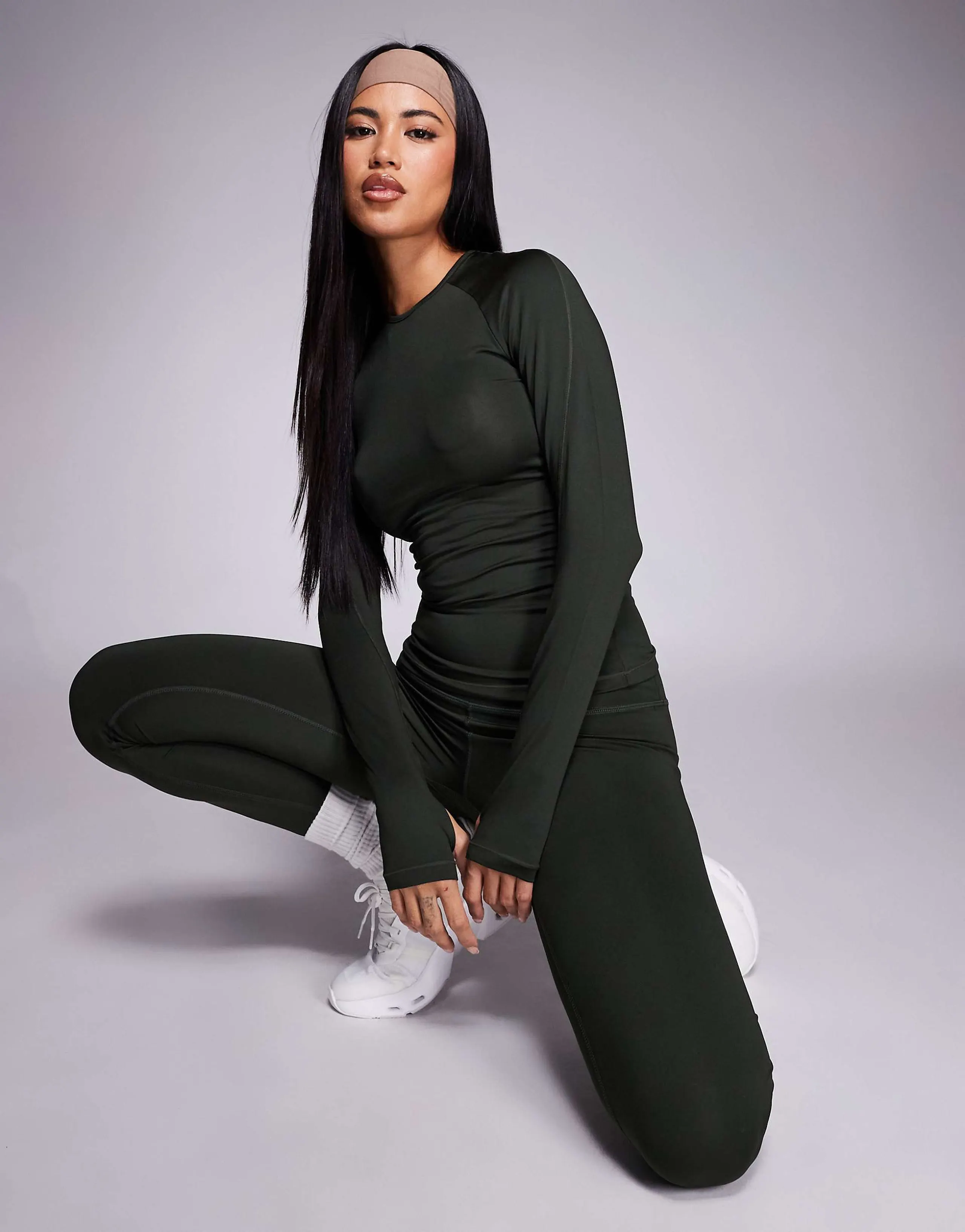 4505 Icon slim fit active long sleeve top in dark khaki