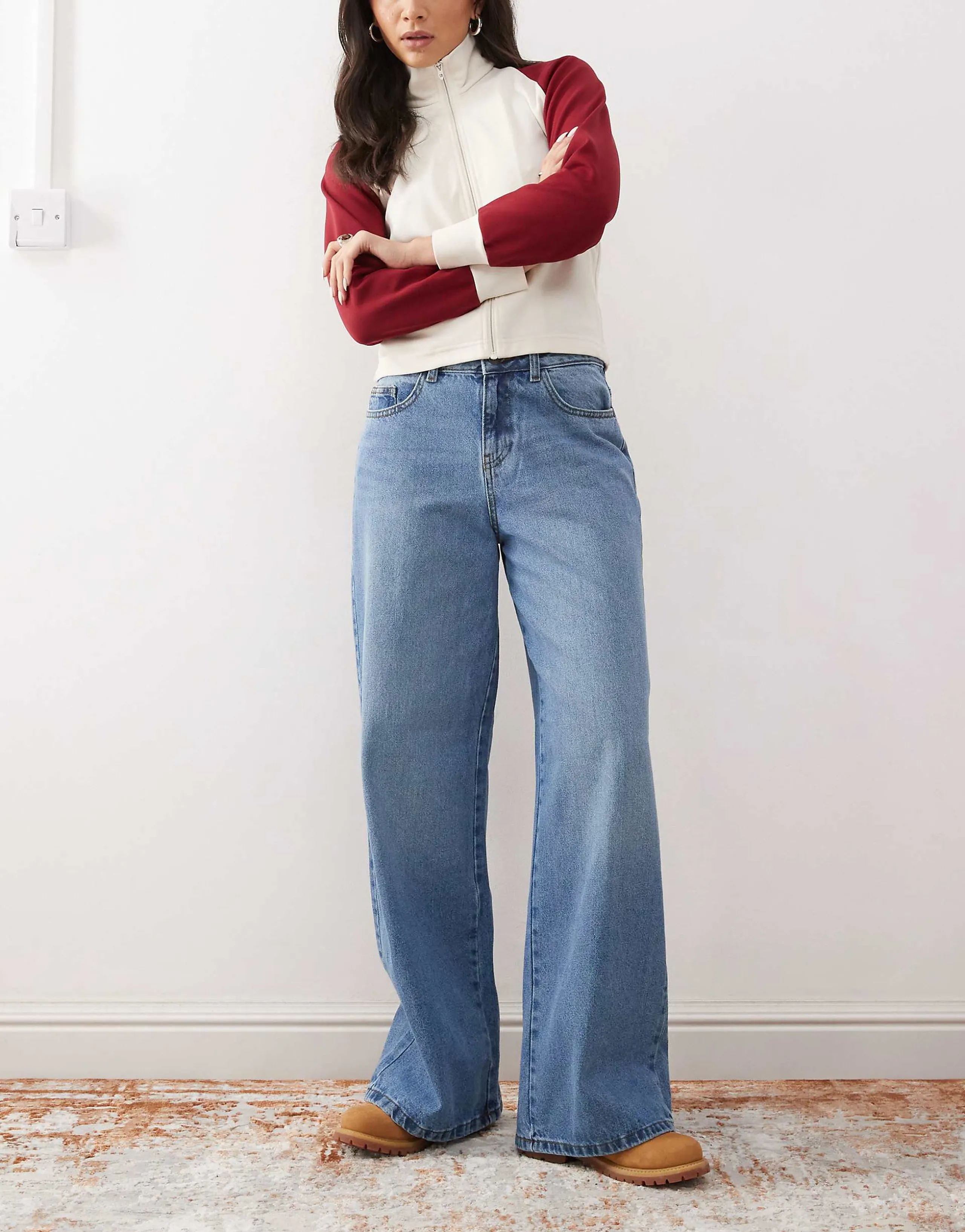 Noisy May Brandy mid rise loose fit jeans in mid blue wash