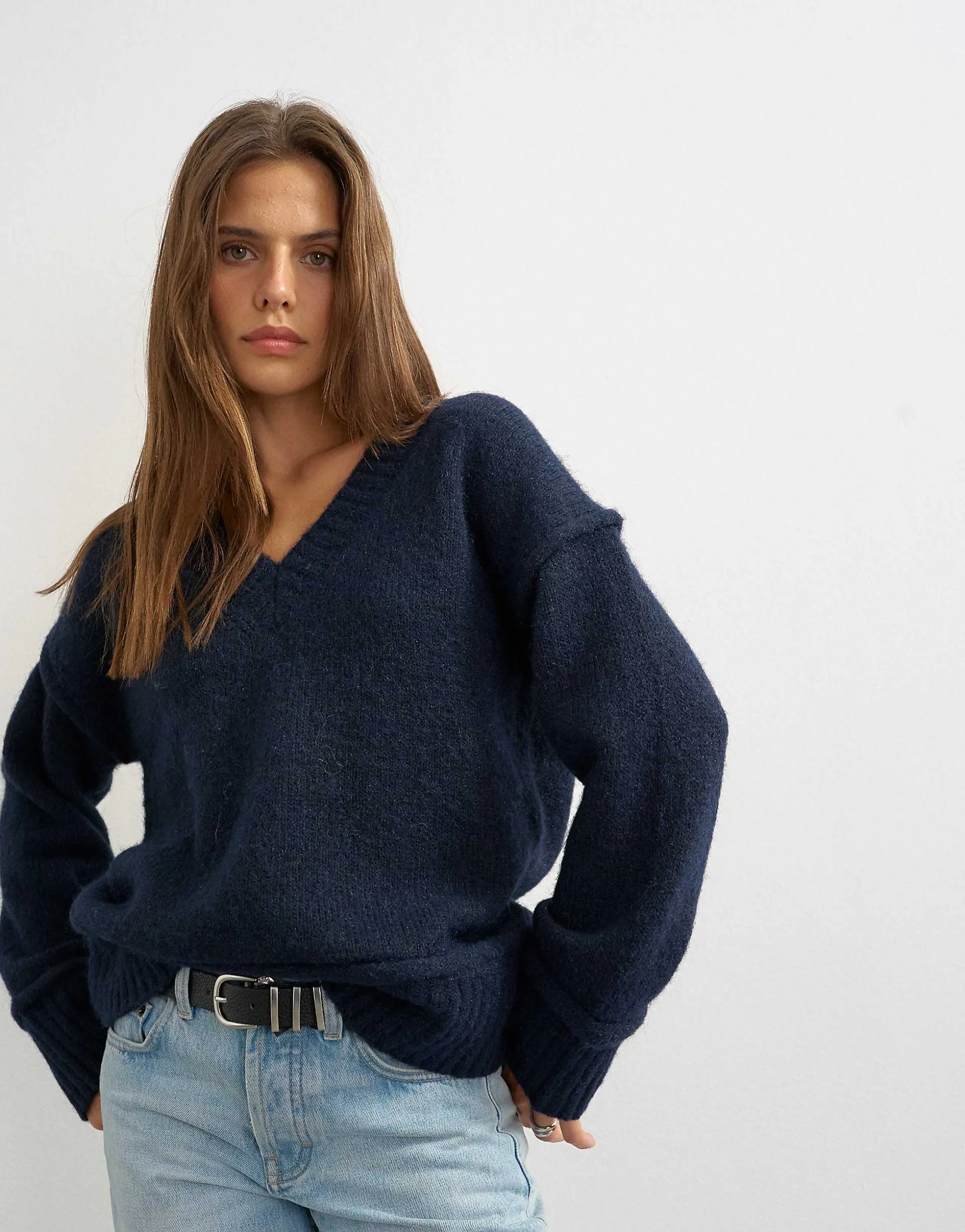 Topshop wool blend knit v-neck slouchy rolled seam detailing sweater in midnight