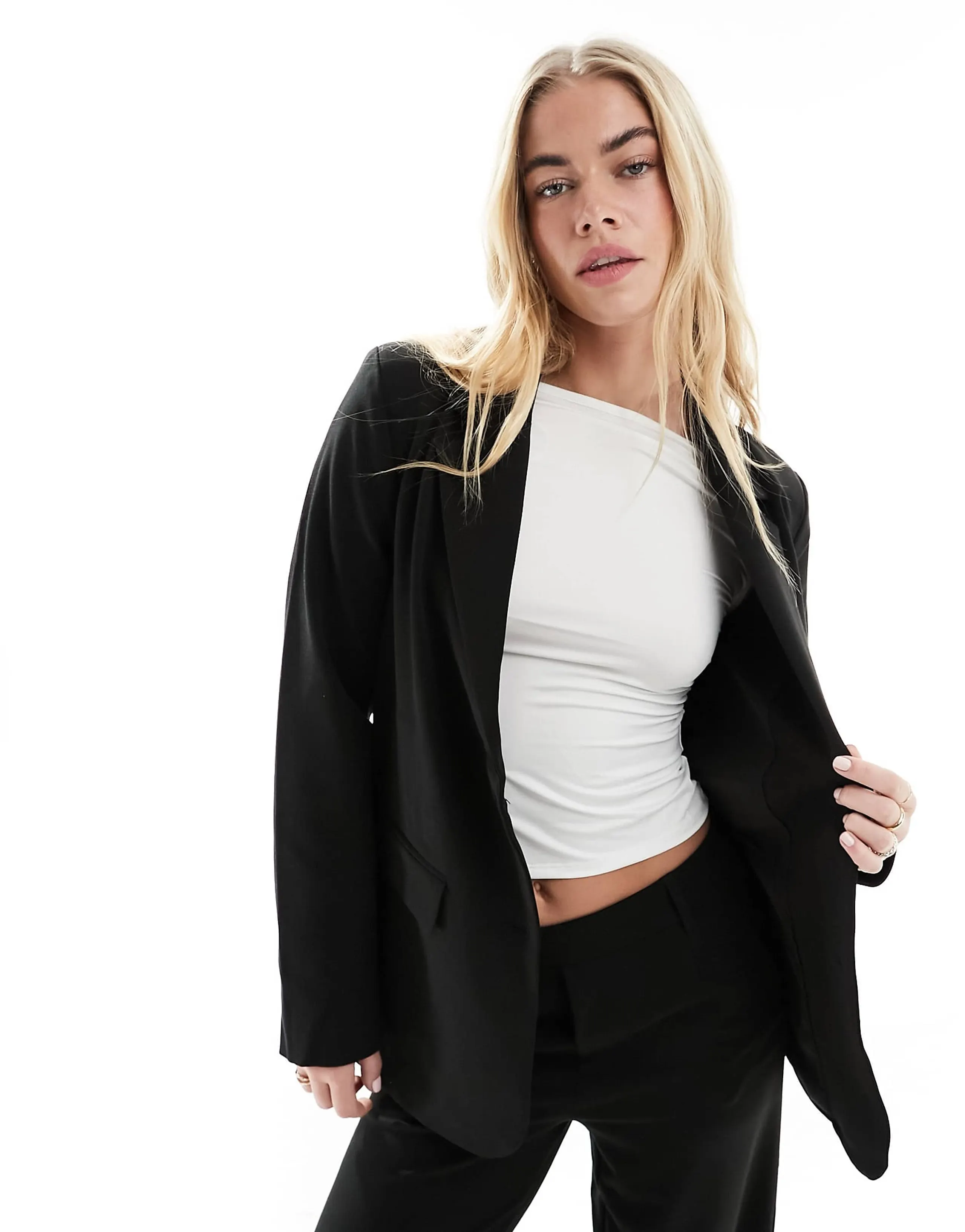Vila mix and match loose fit blazer in black - part of a set