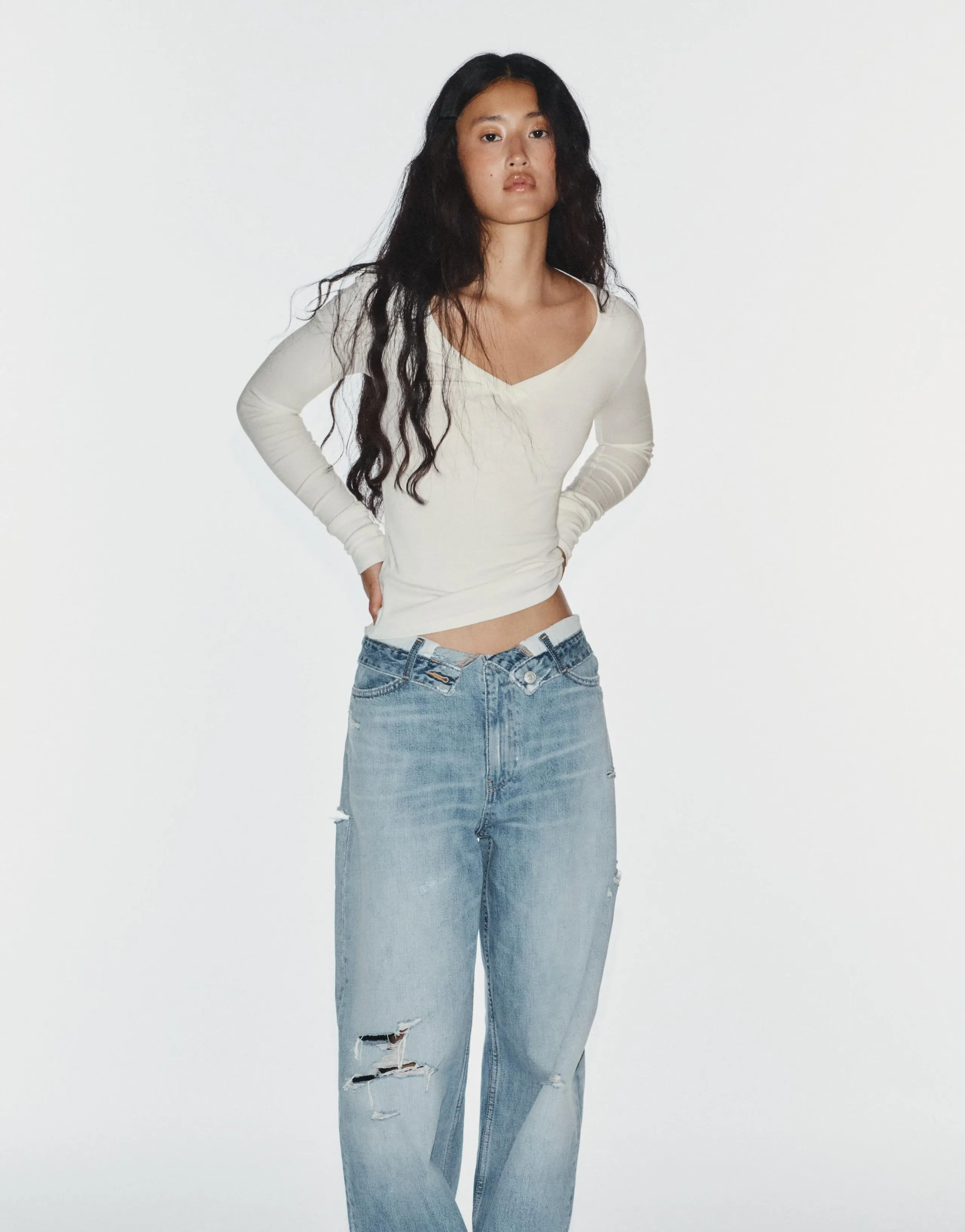 TRF MID-WAIST FOLDED WAISTBAND JEANS
