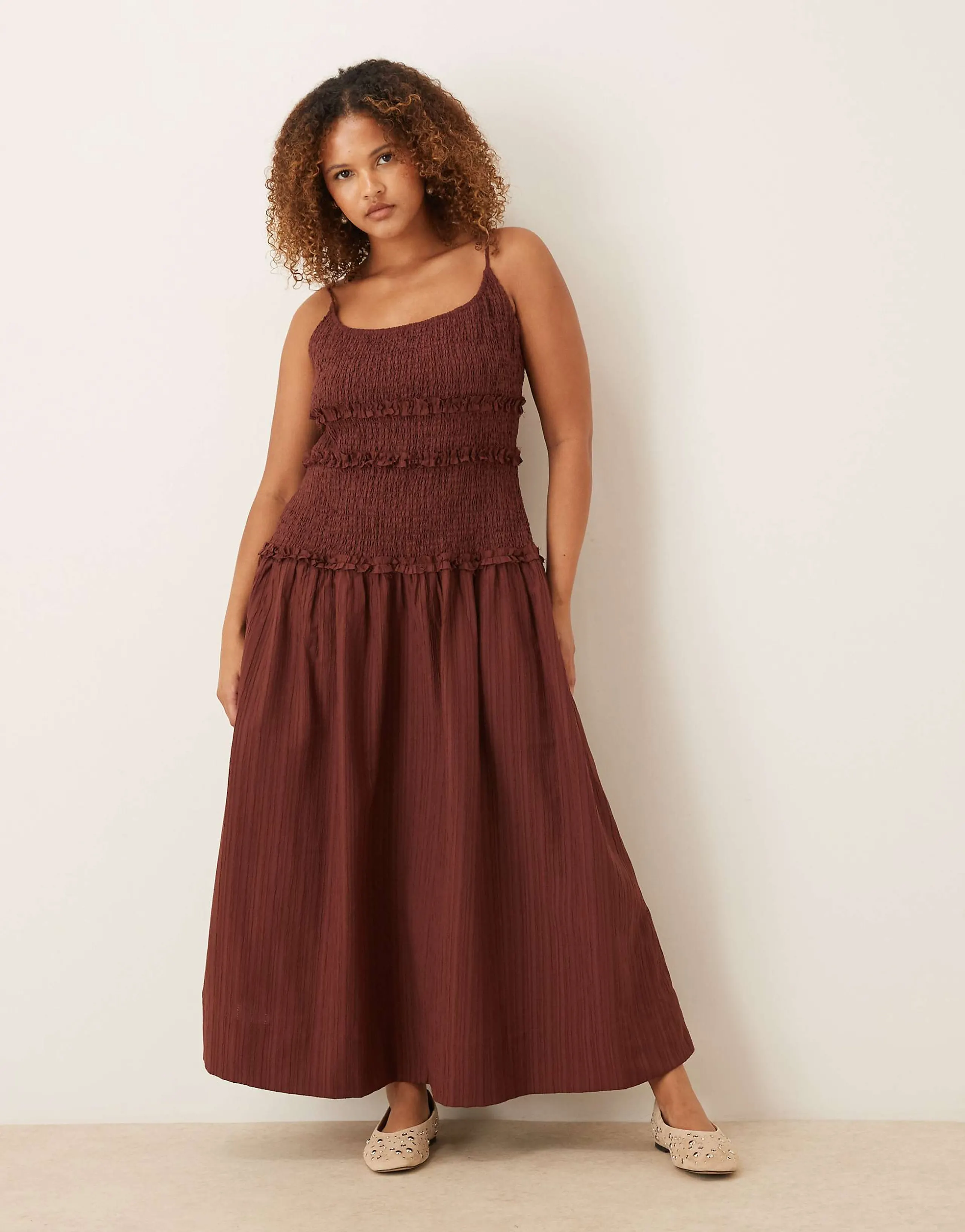 ASOS DESIGN Curve crinkle midaxi sundress with shirred dropped waist in warm chocolate 