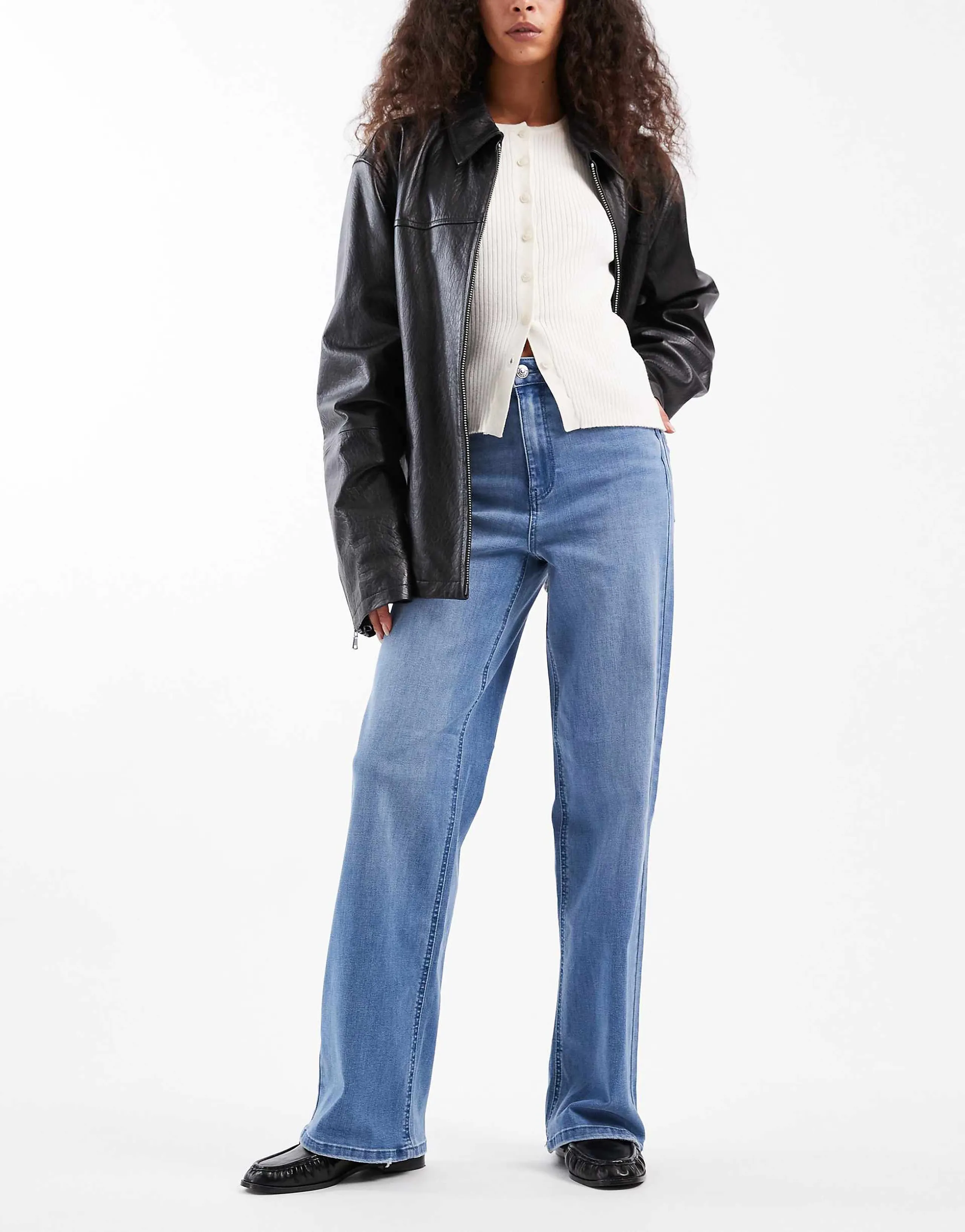 ONLY Juicy high waist wide leg jeans in mid blue