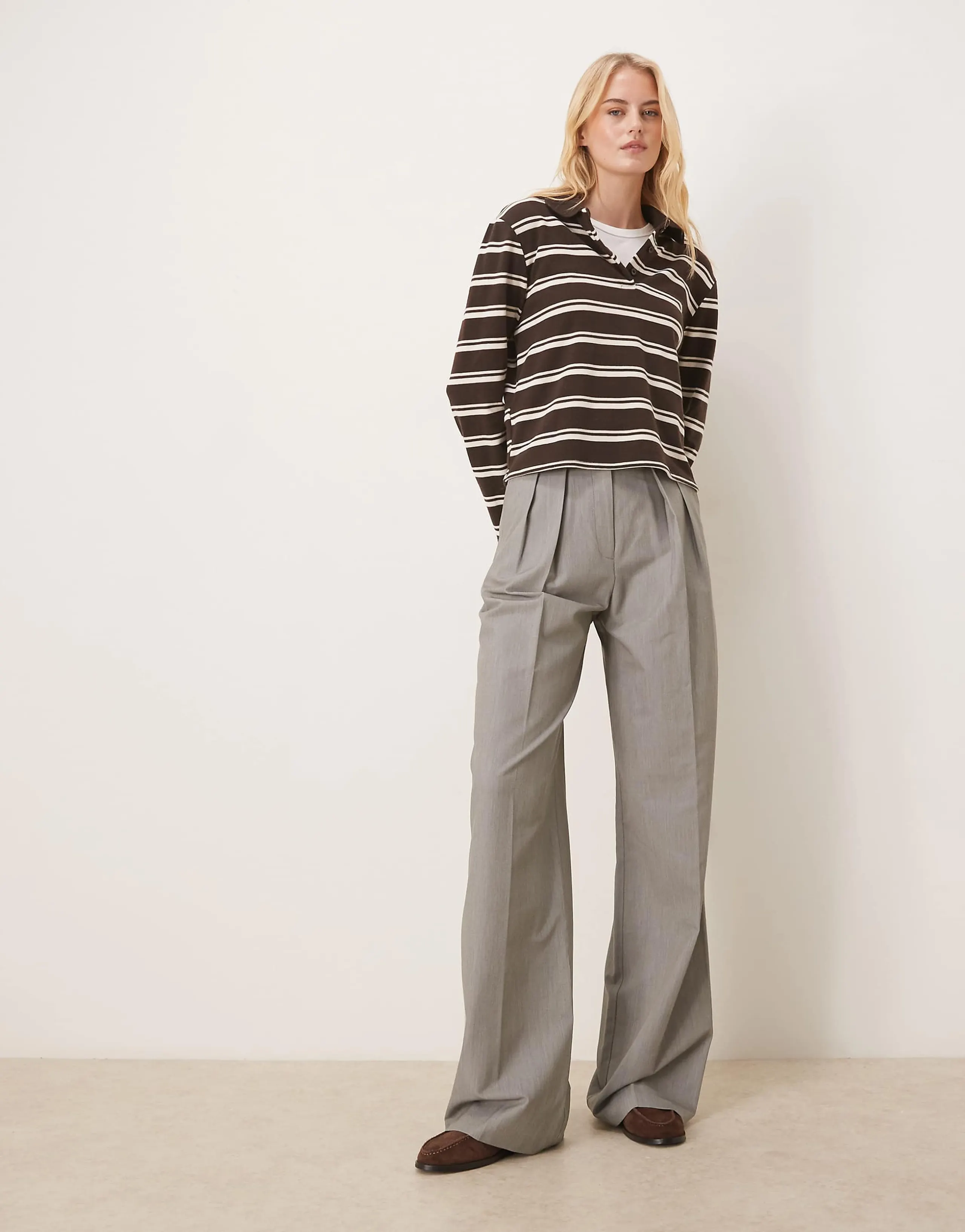ASOS DESIGN Tall tailored wide leg pants with pleat detail in gray