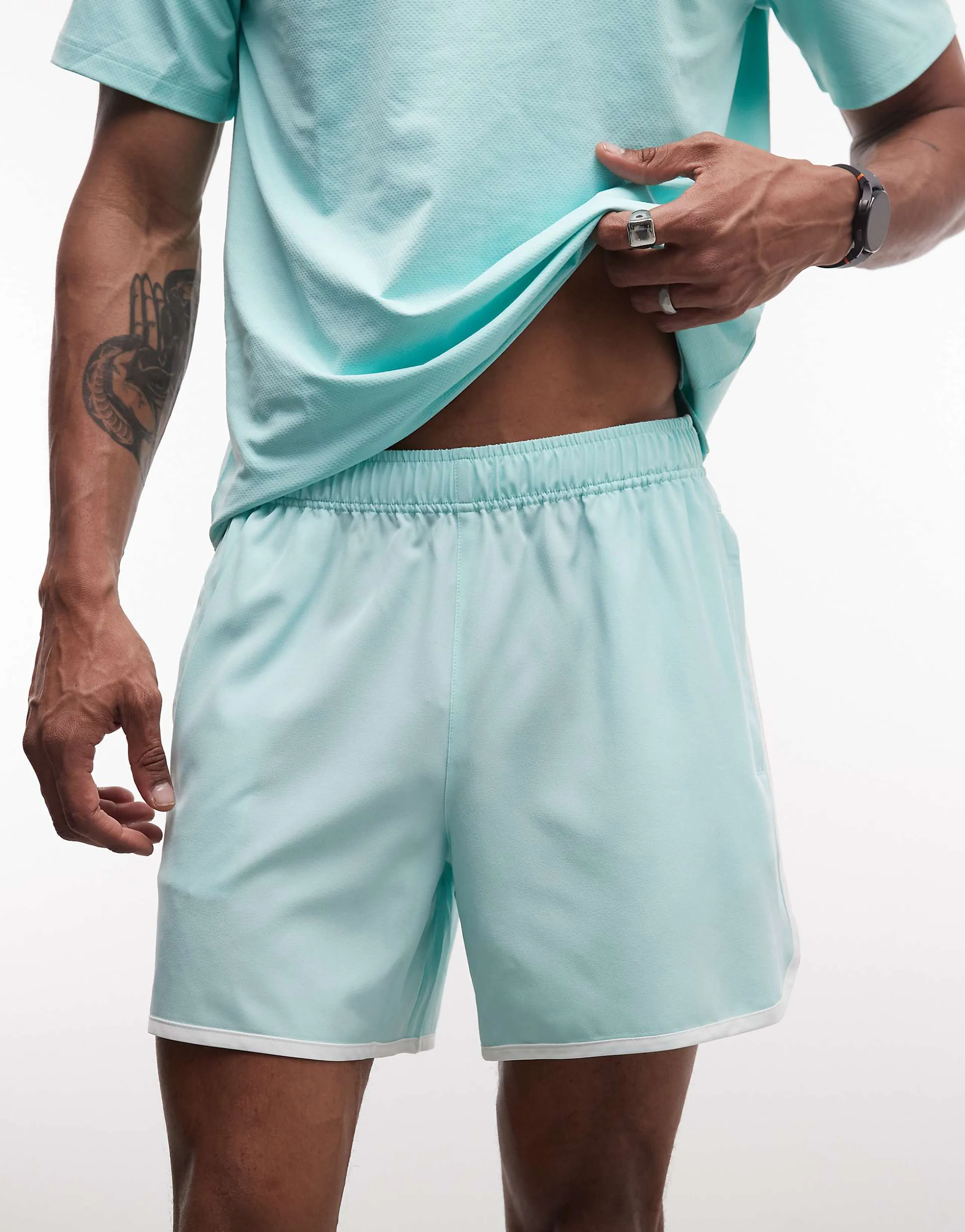 4505 retro woven 5" side stripe sprinter shorts with zip pockets in mint