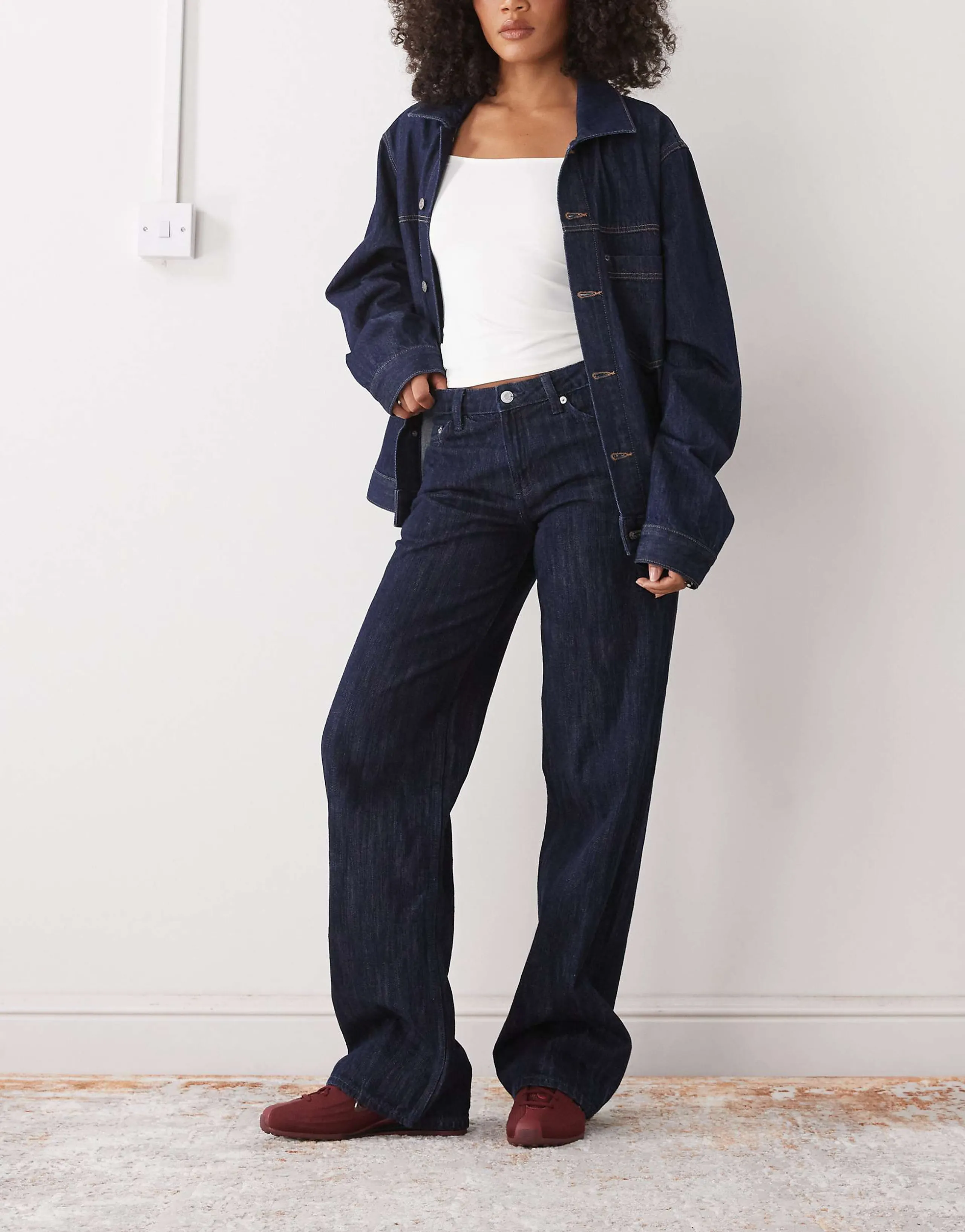 Weekday Ample low waist baggy fit jeans in dark blue slub wash