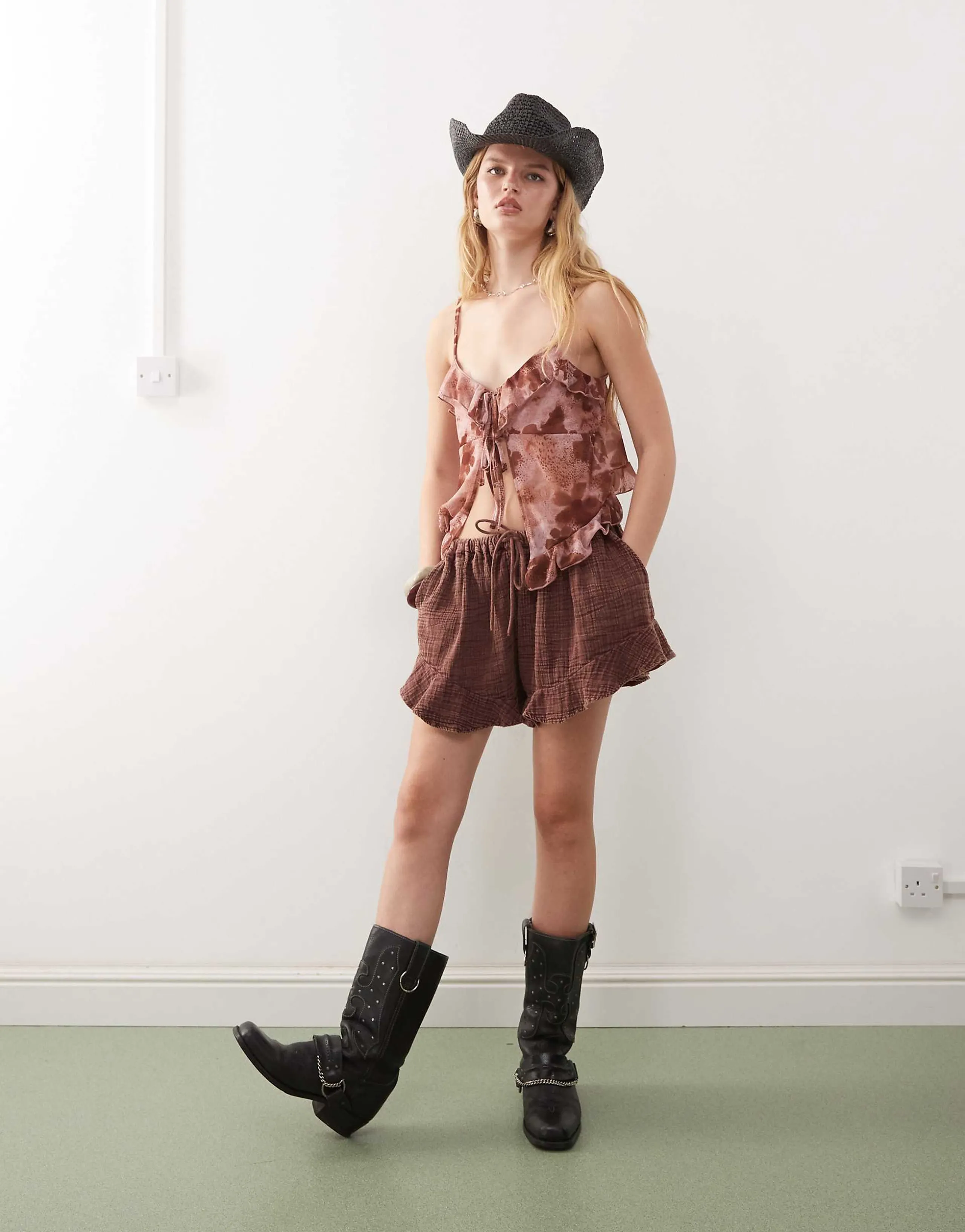 Reclaimed Vintage festival pull on shorts with drawstring in chocolate 
