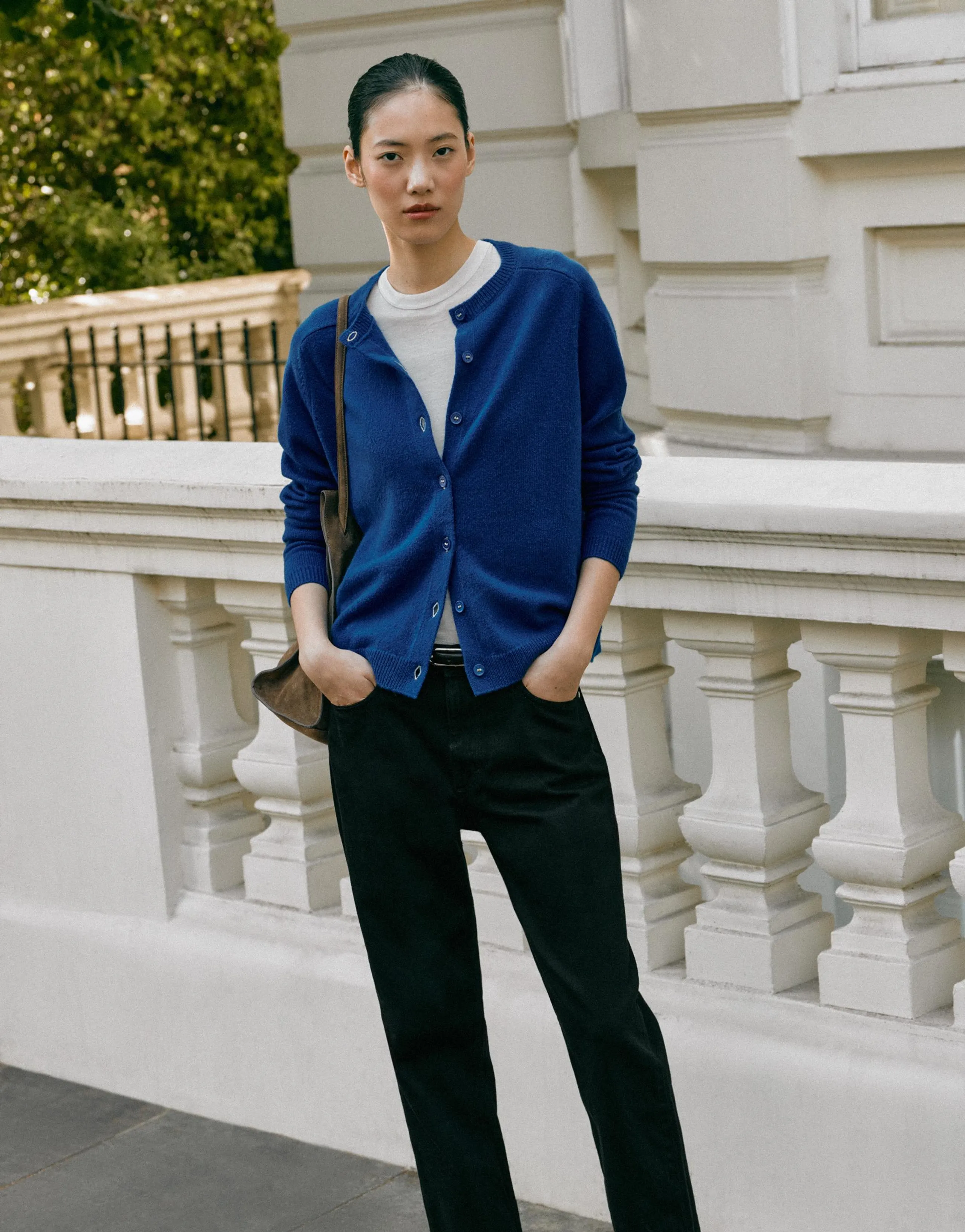 100% WOOL PLAIN KNIT CARDIGAN