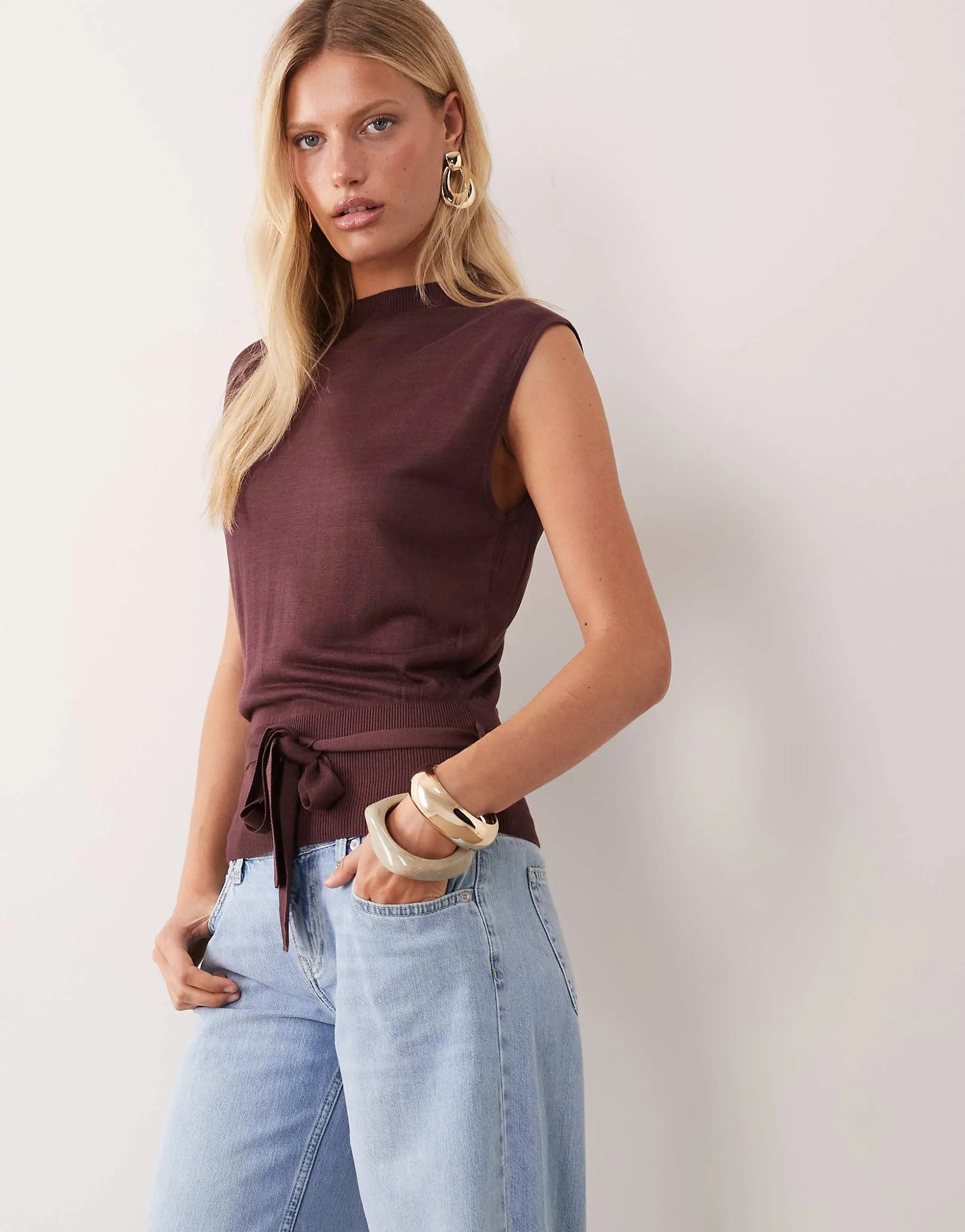 Mango sleeveless tie waist knit top in burgundy