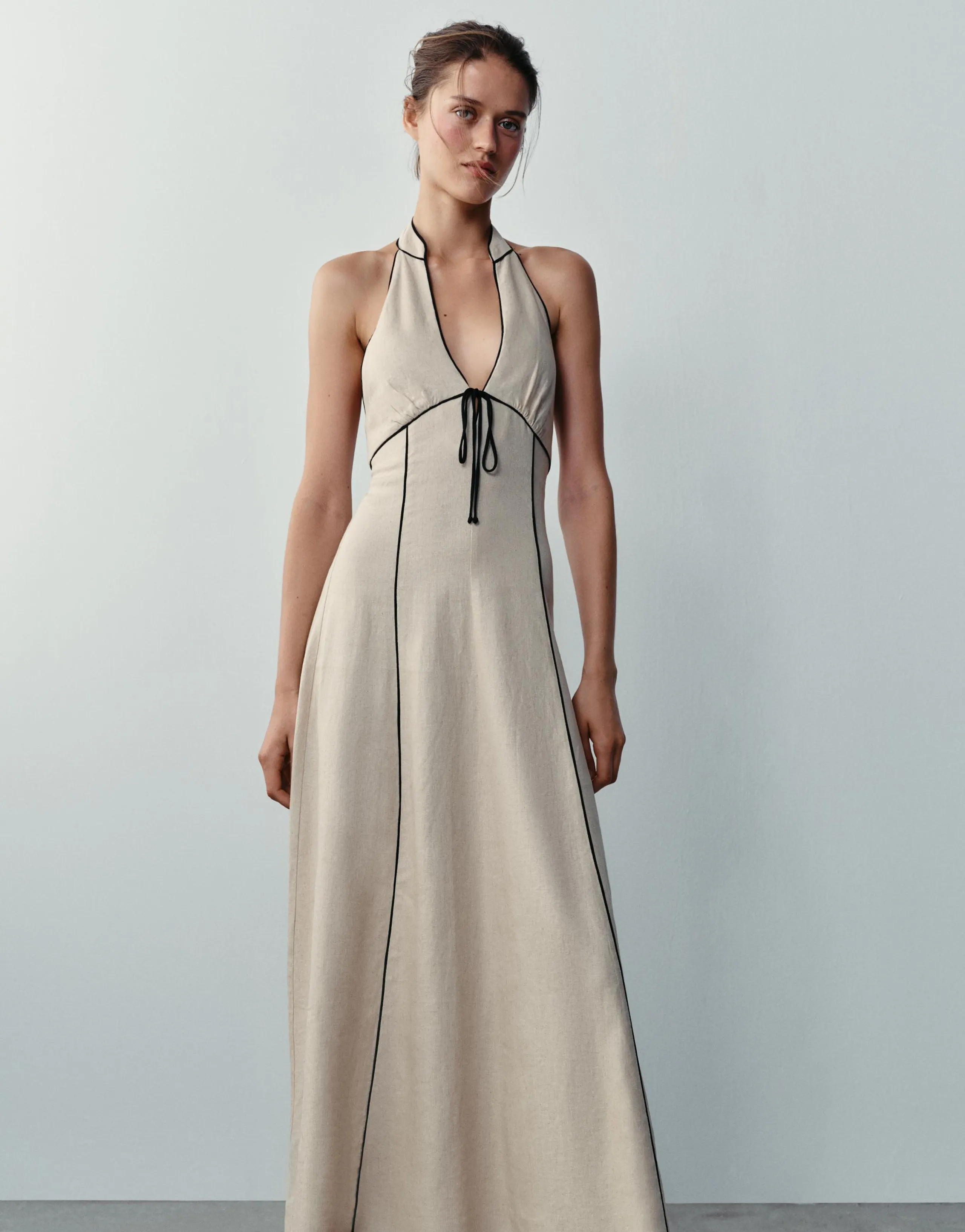 LINEN BLEND DRESS WITH CONTRAST TRIMS