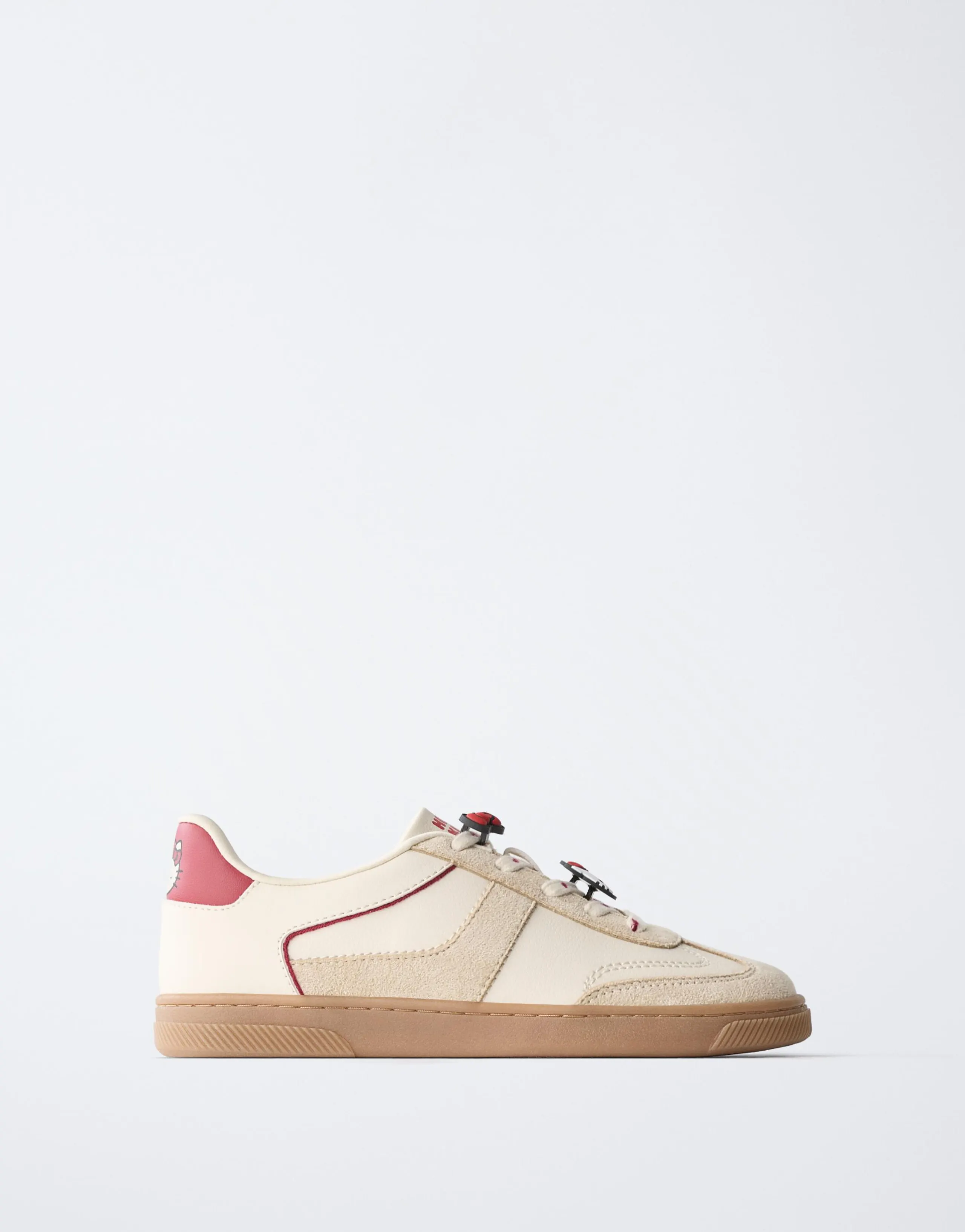 HELLO KITTY© SANRIO SNEAKERS