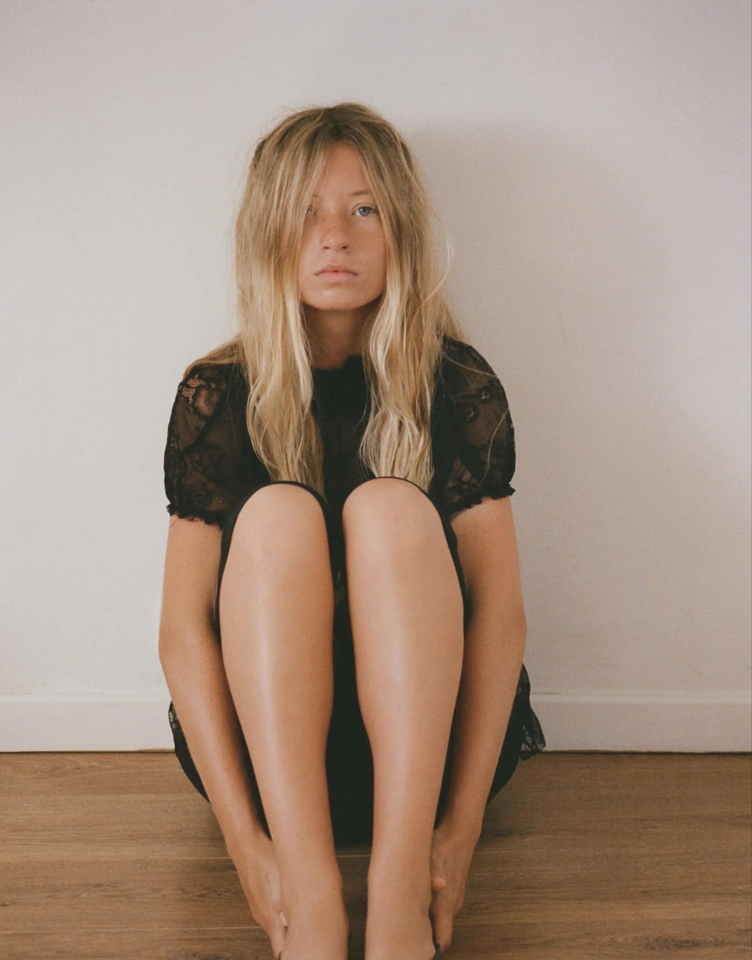 DRAPED LACE TOP