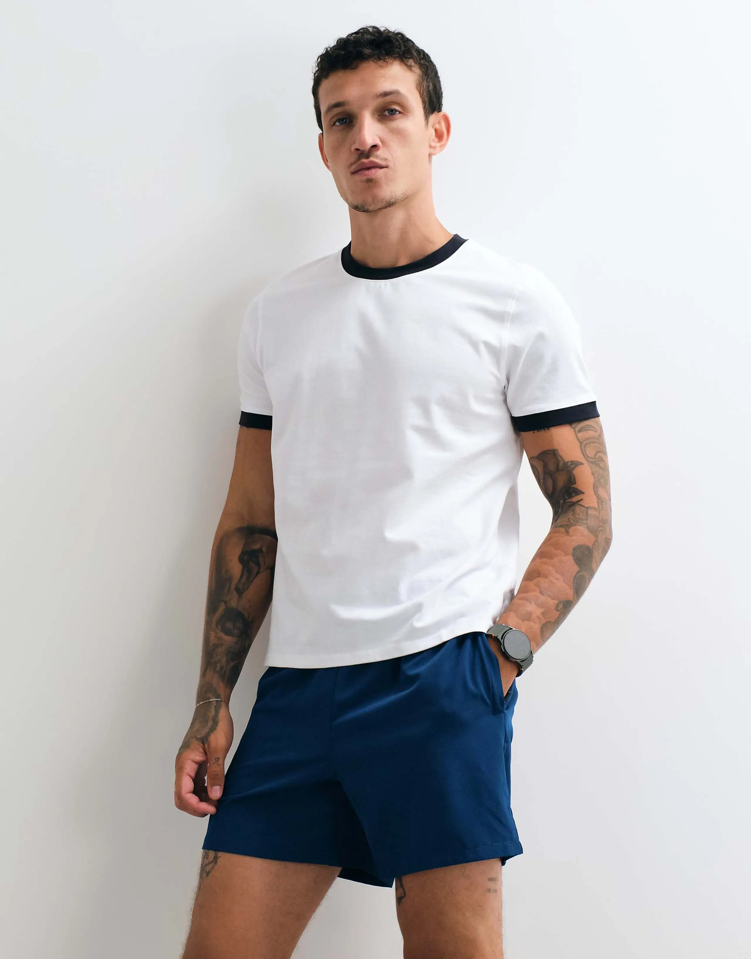 4505 Icon 5 inch quick dry training shorts with zip pockets in deep blue