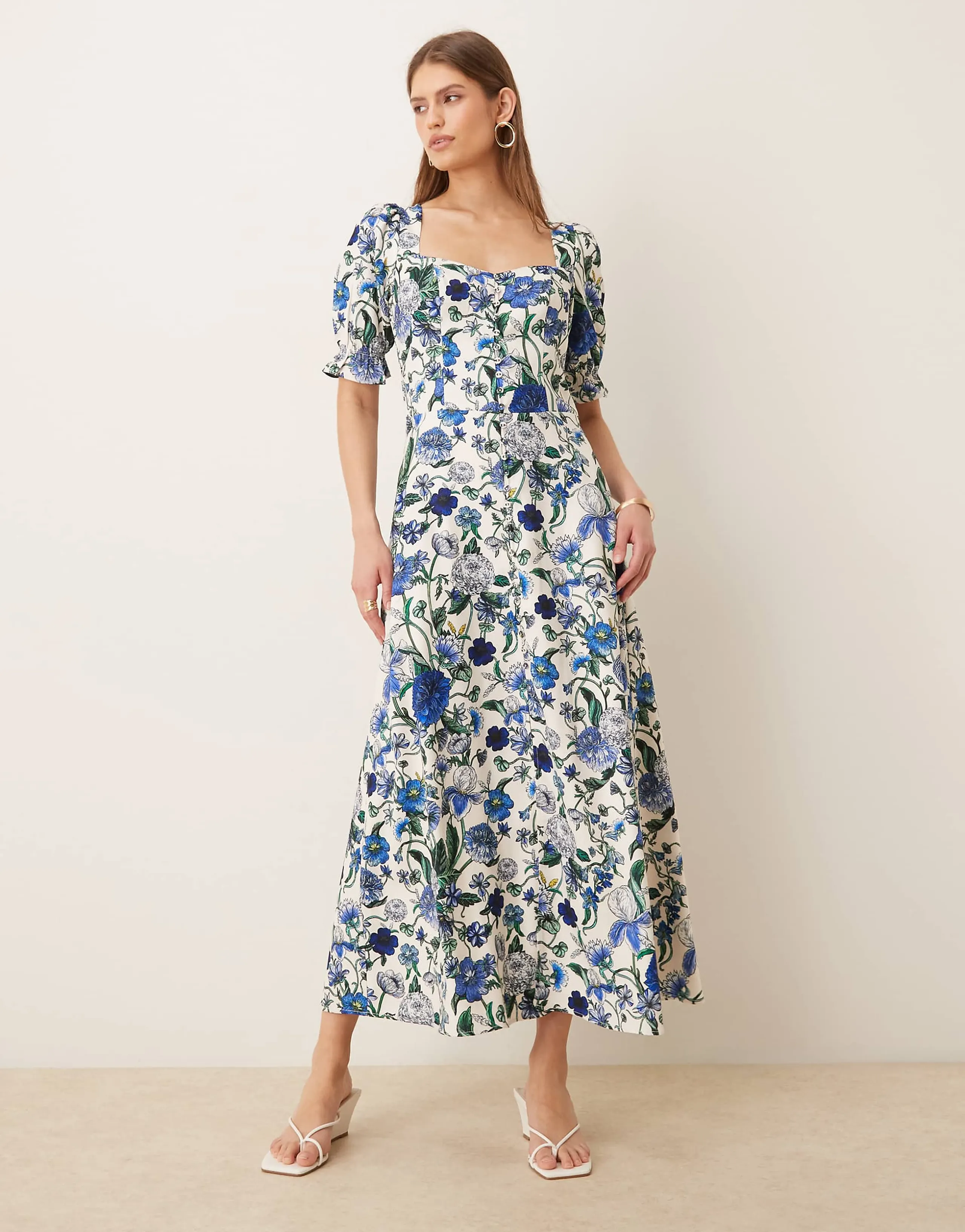 Hope & Ivy button detail split front midi dress in blue floral