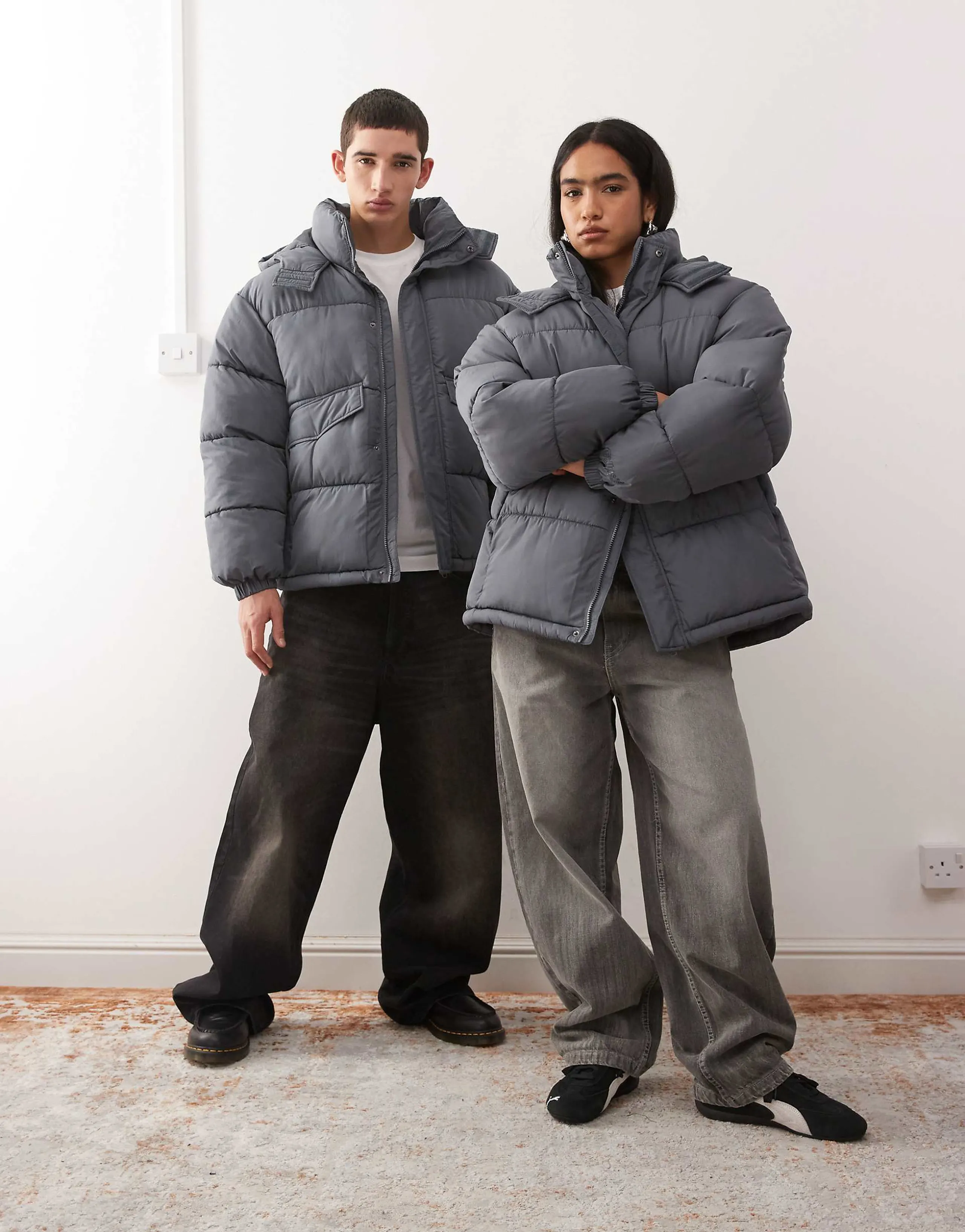 COLLUSION Unisex puffer jacket with hood in gray
