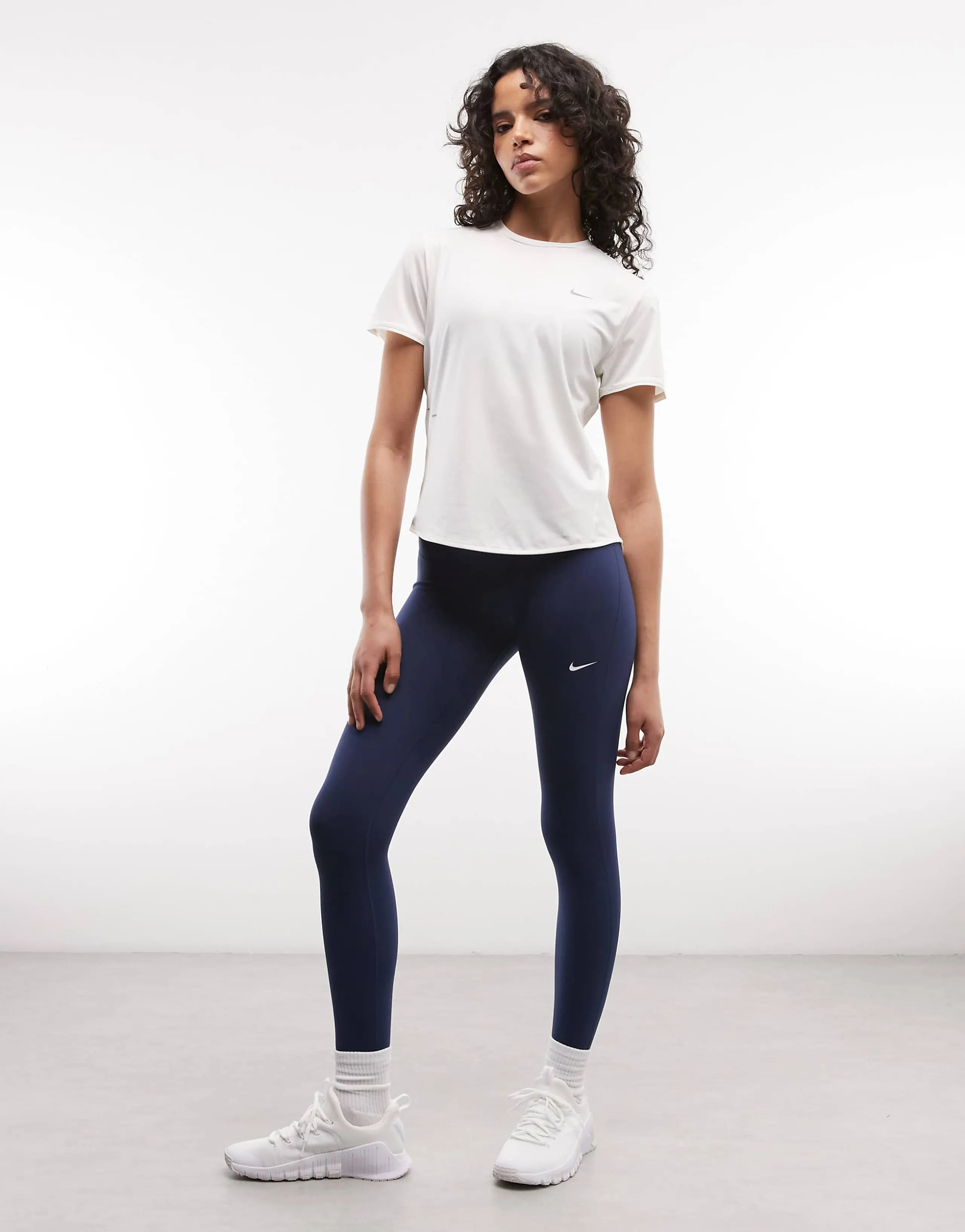 Nike One DRI-Fit leggings in navy