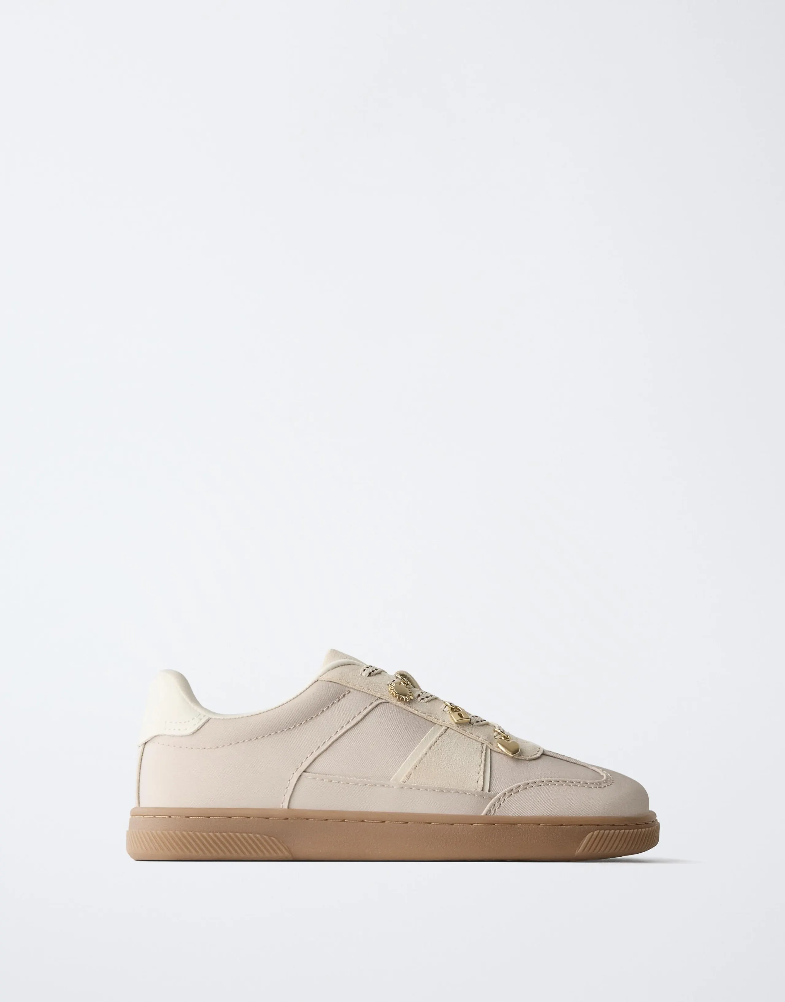 CHARM SNEAKERS