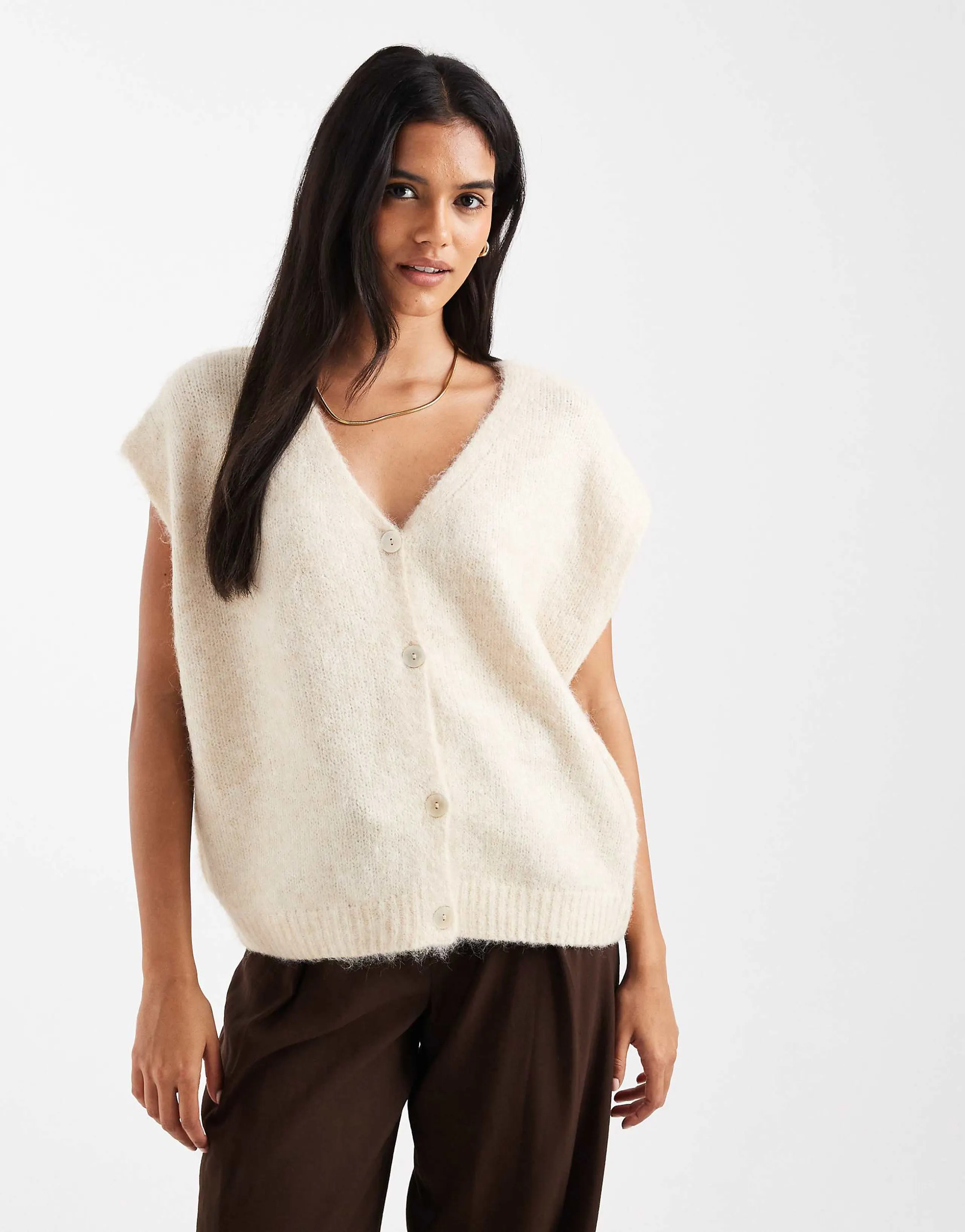ONLY oversized fluffy knit tank top in cream