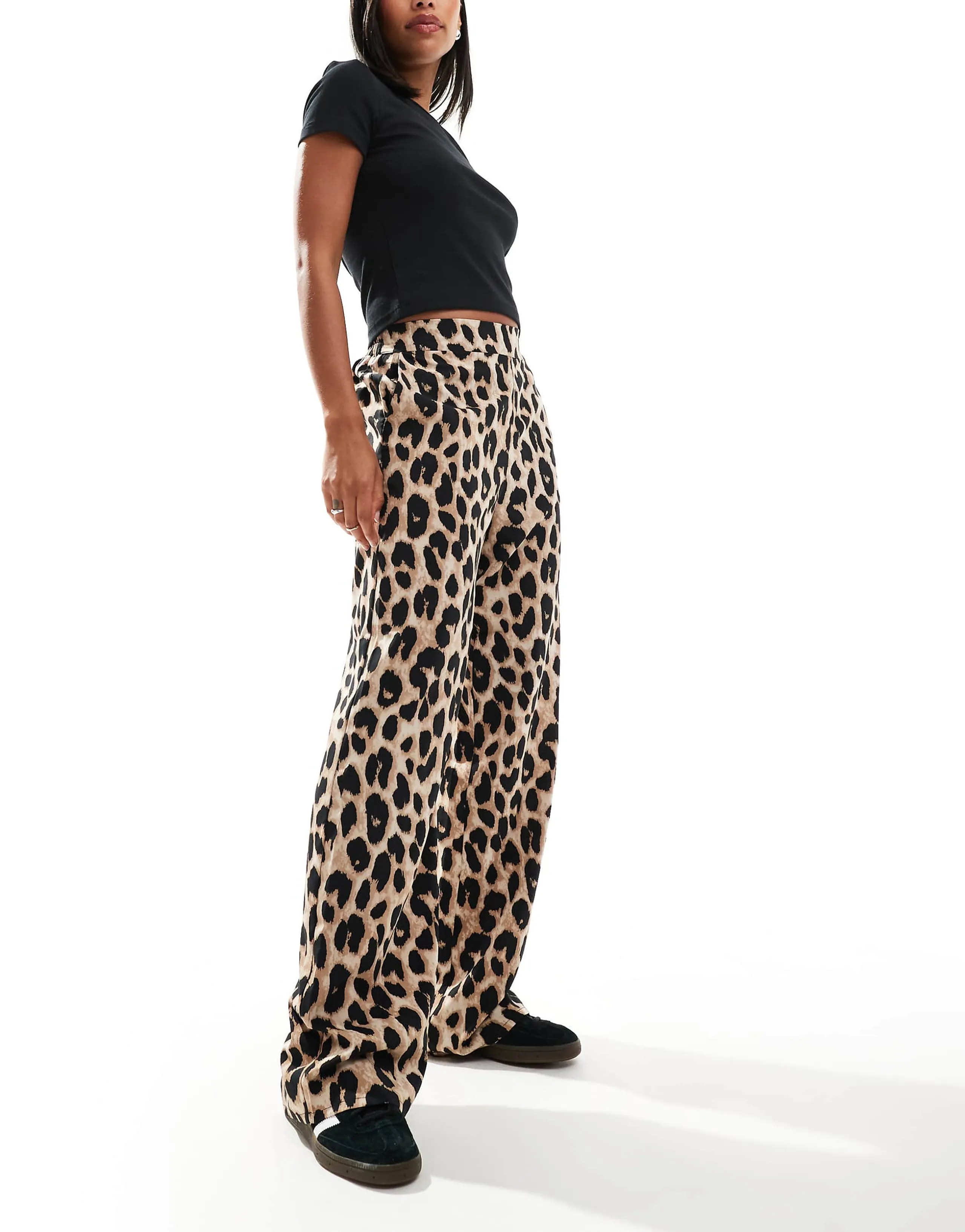 Pieces regular fit high waist pants in leopard print