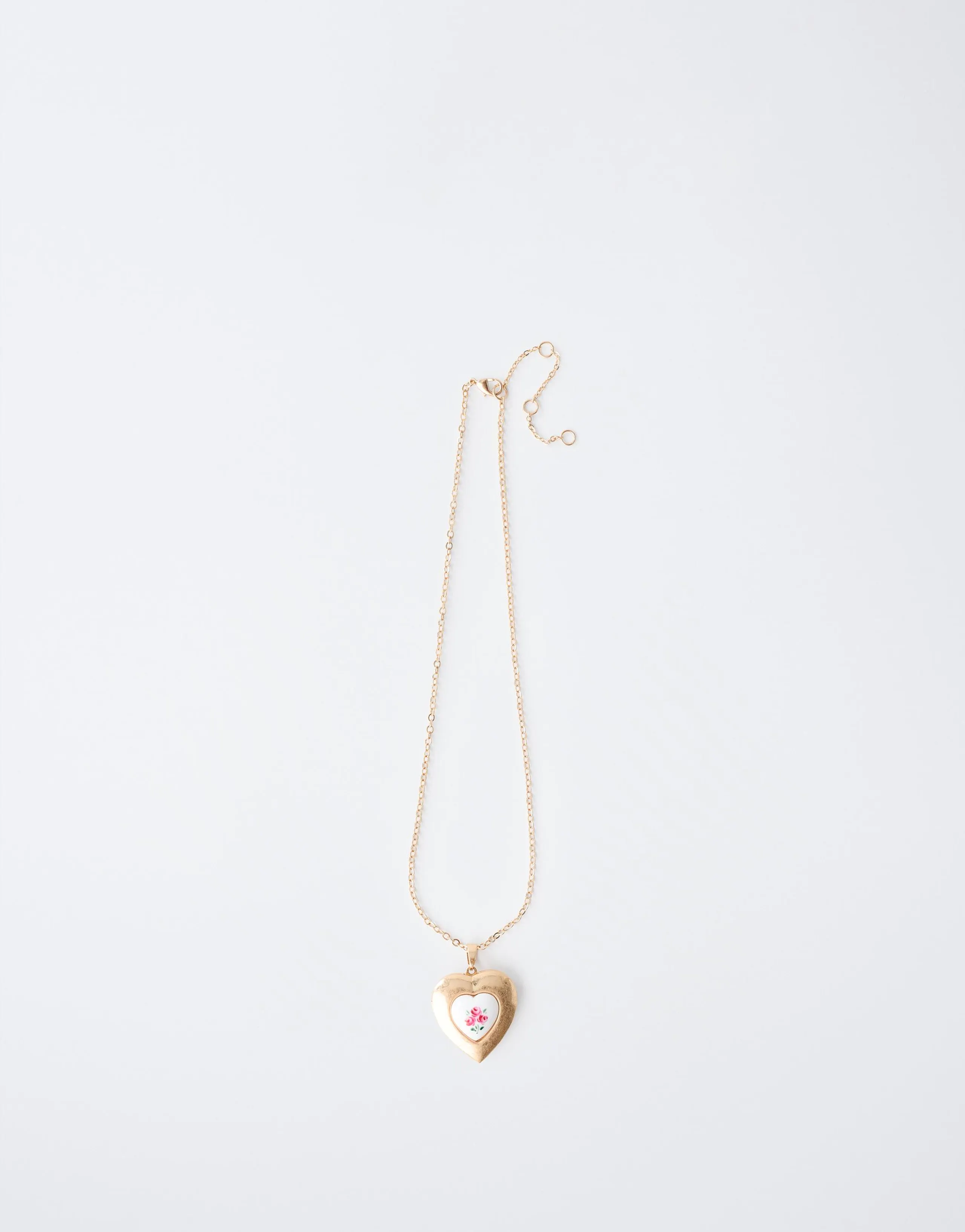 HEART PENDANT NECKLACE
