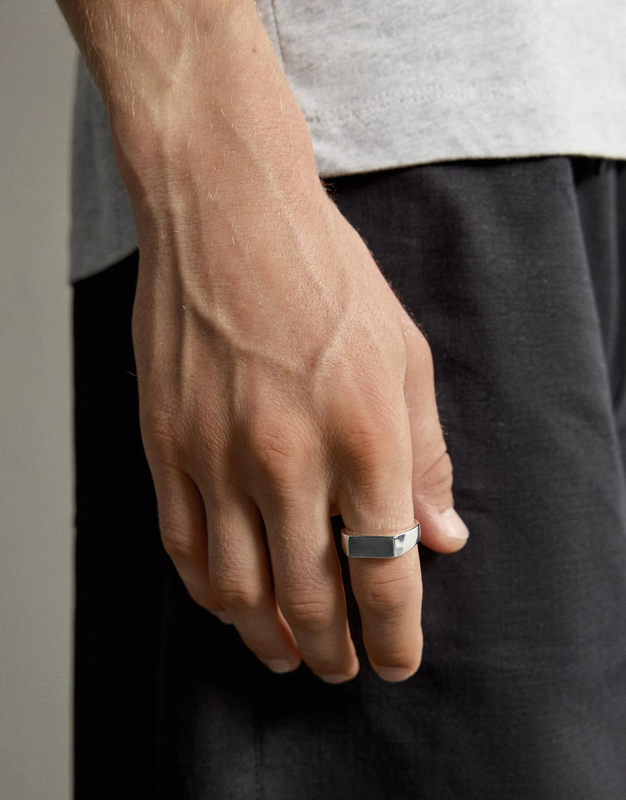 STAINLESS STEEL SIGNET RING
