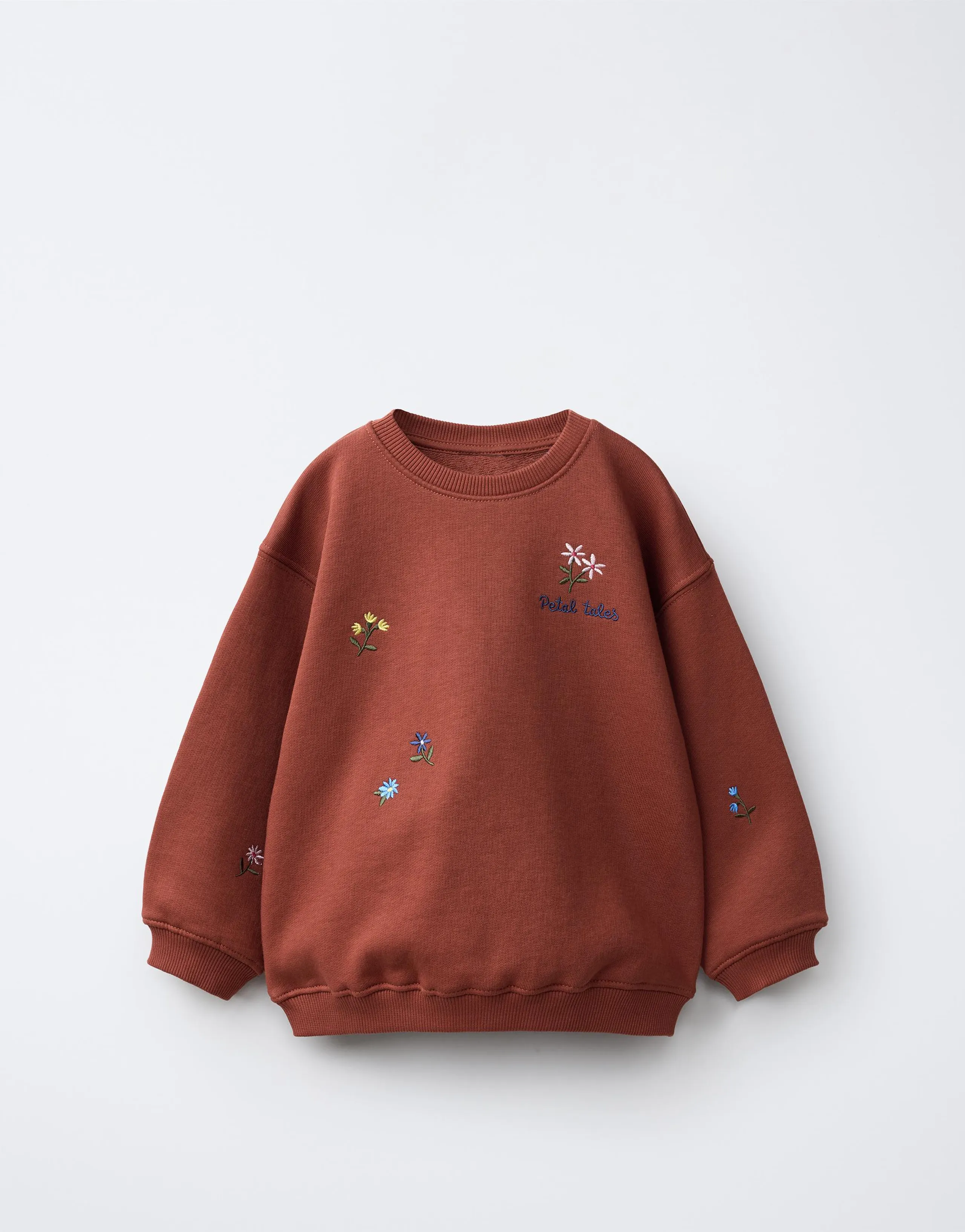 EMBROIDERED FLORAL SWEATSHIRT