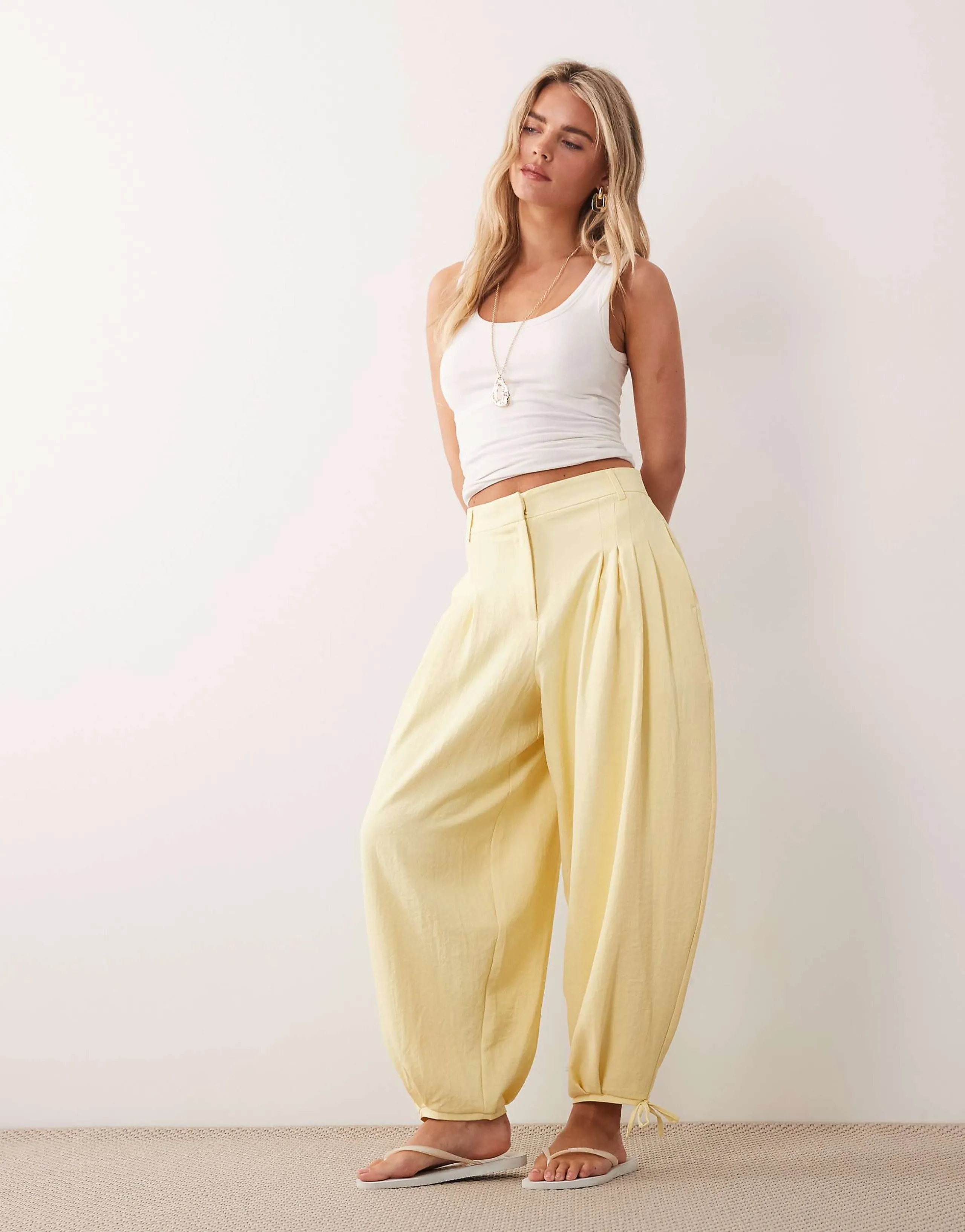 Miss Selfridge Petite tailored balloon pants in buttermilk