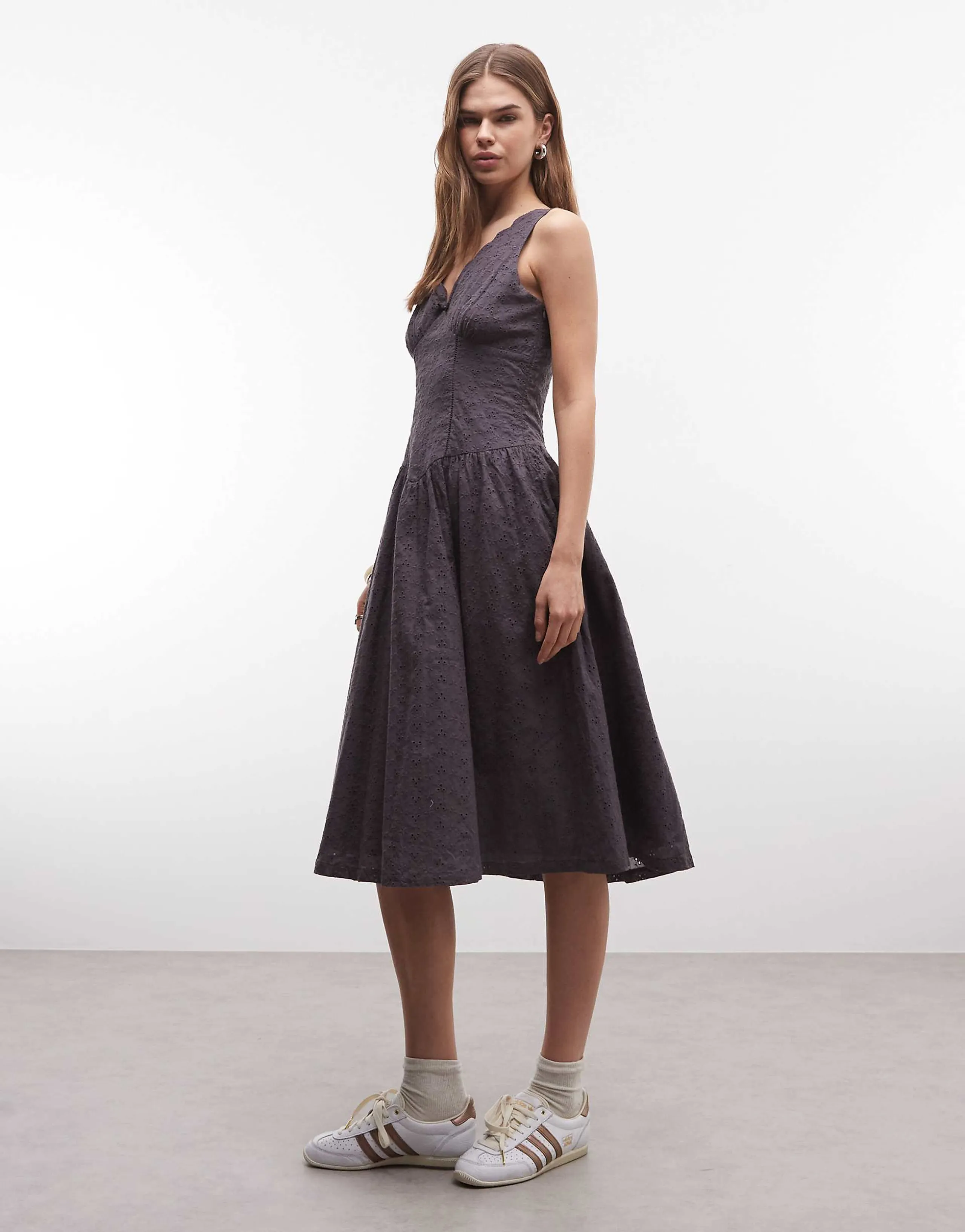 Daisy Street v neck corset style midi dress in gray broderie