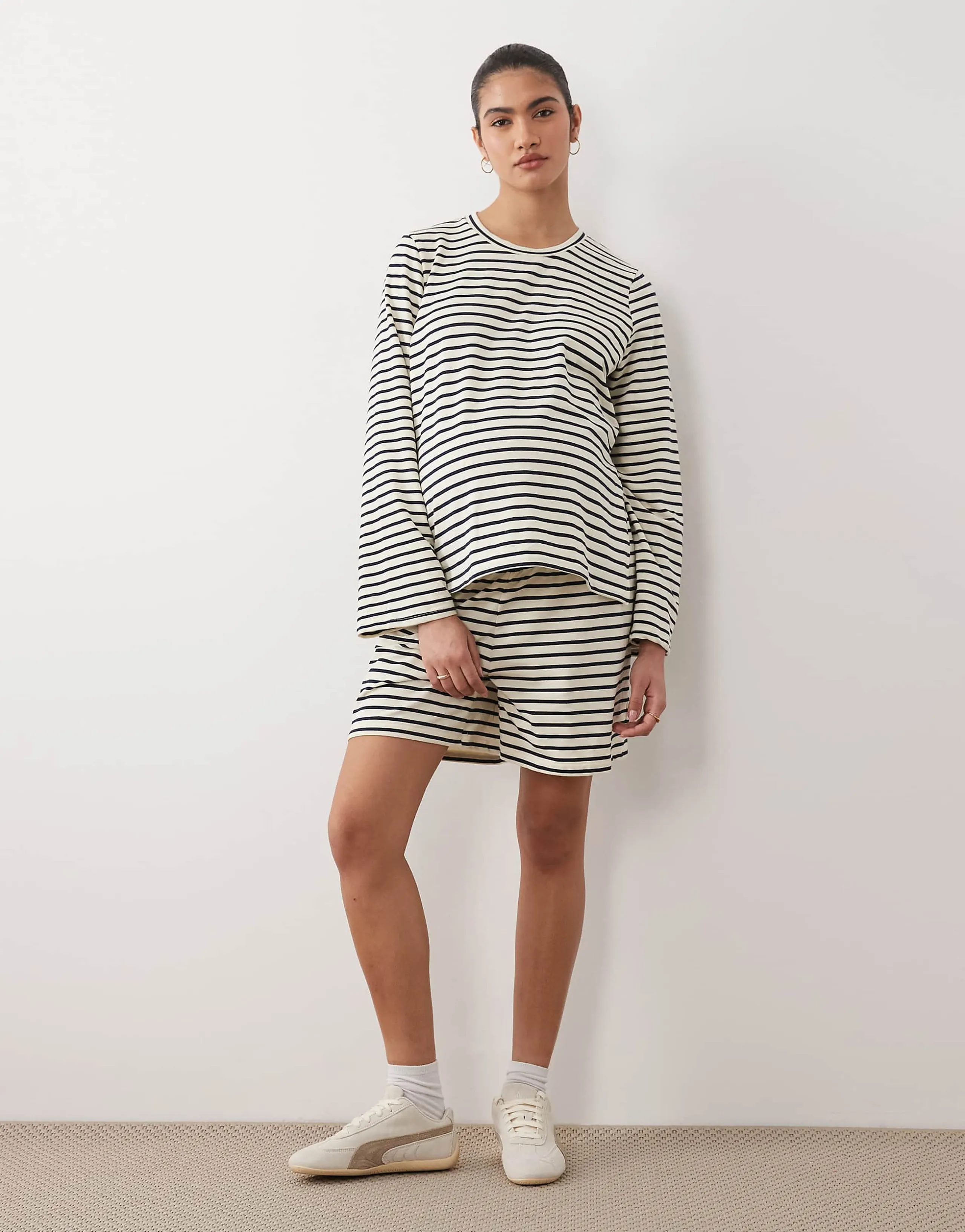 Mamalicious Maternity tie waist jersey shorts in cream and navy stripe