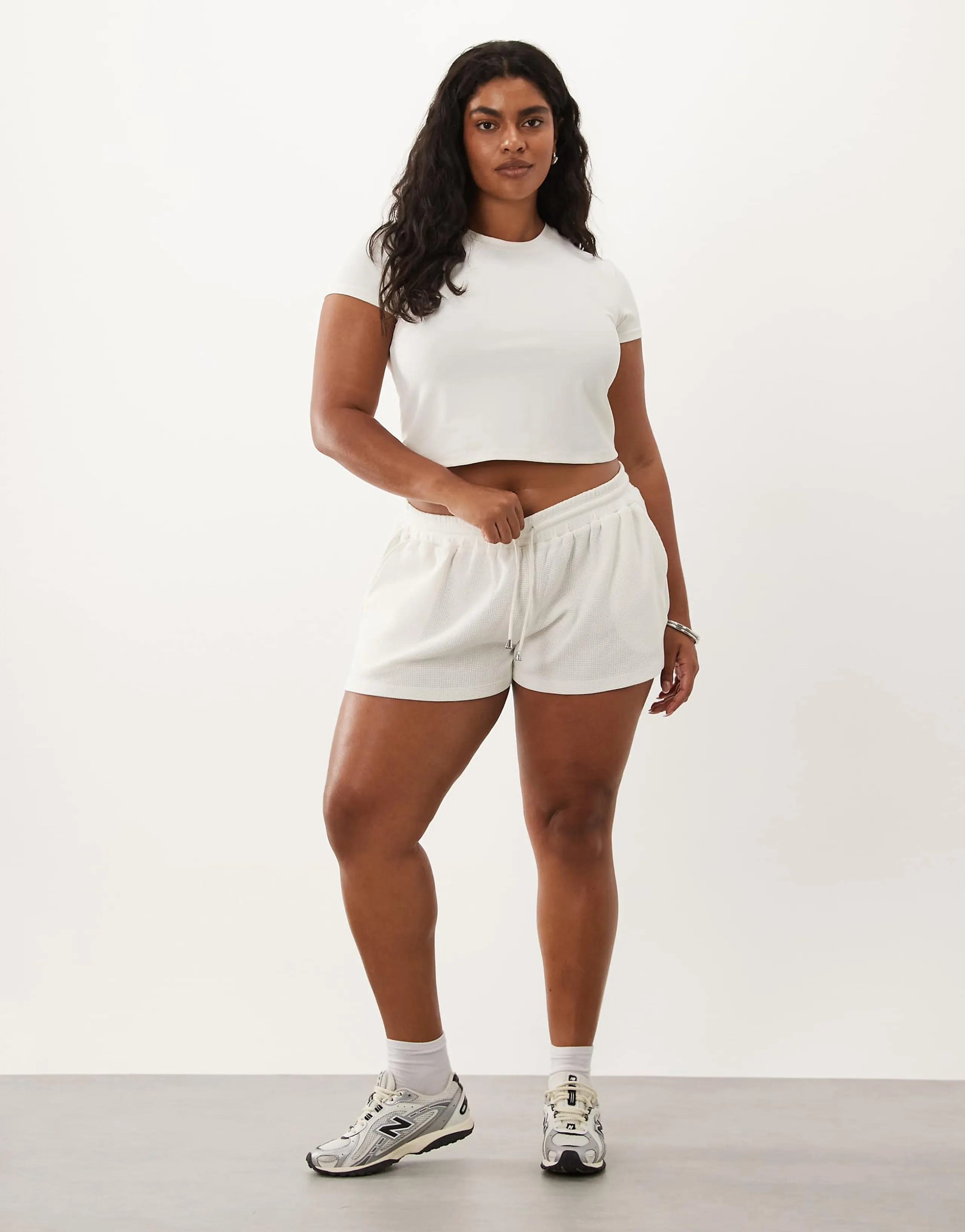 4505 Curve lightweight cotton waffle shorts with drawstring waist in cream