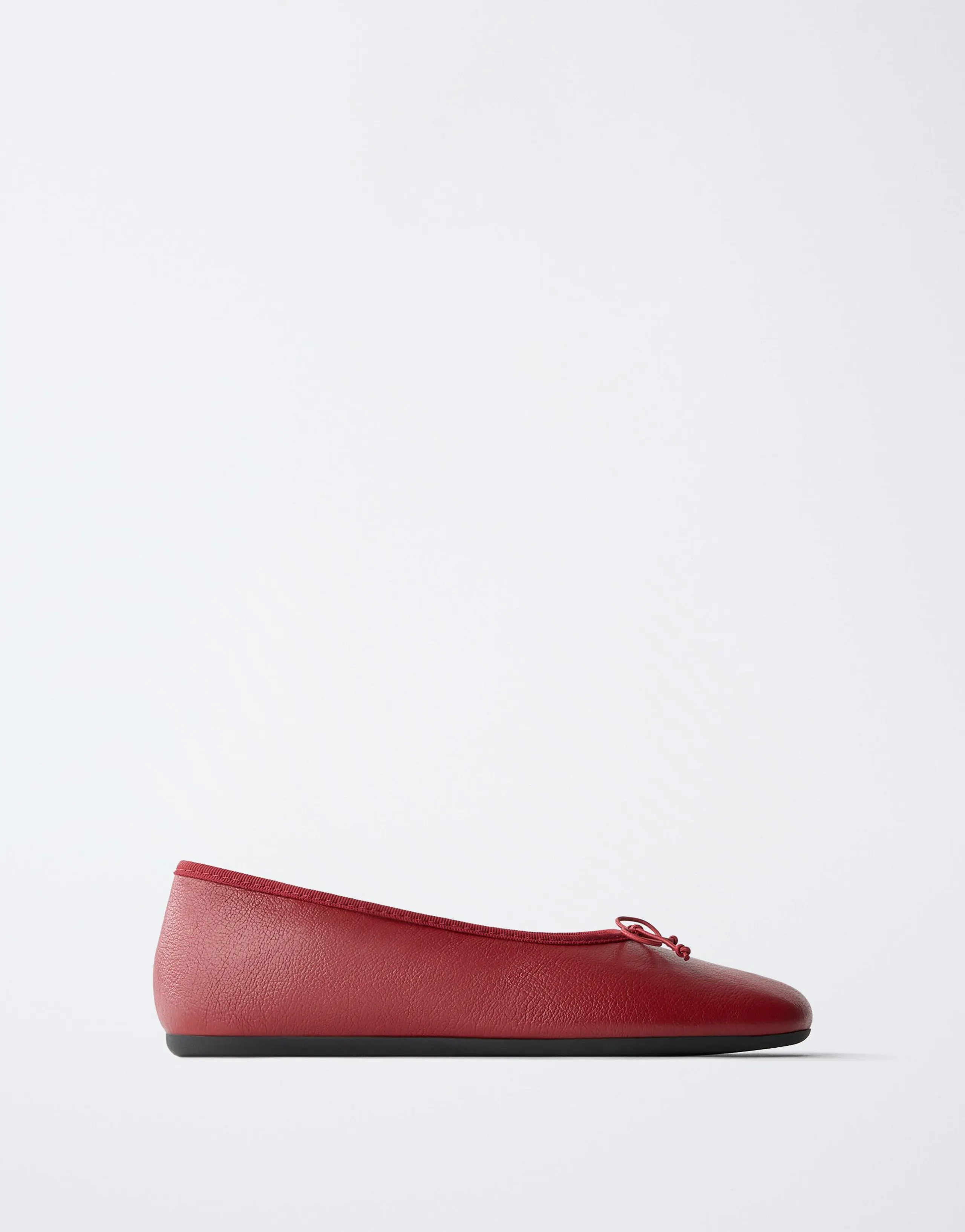 LEATHER BOW BALLET FLATS
