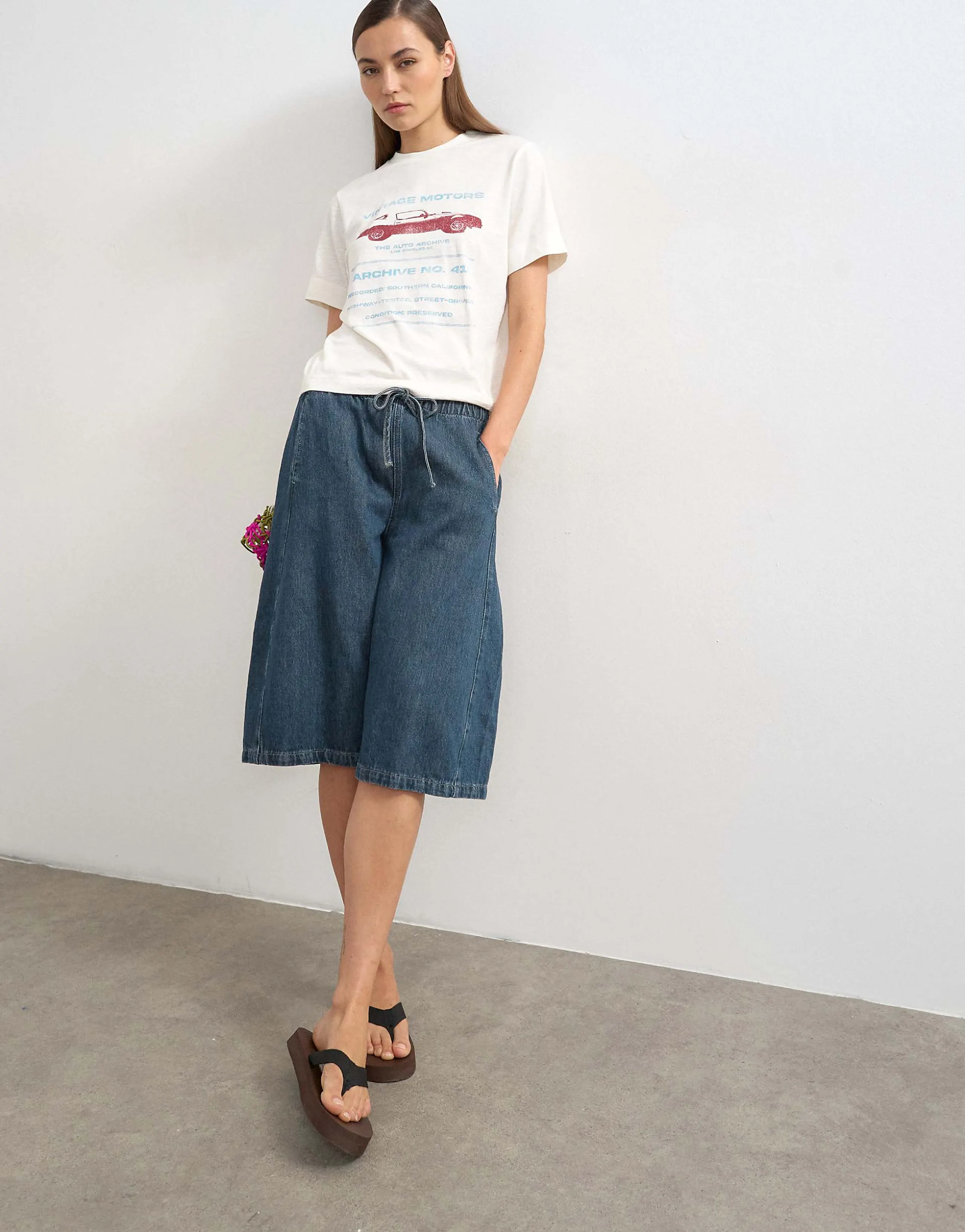 Topshop denim pull-on barrel shorts in sulphur blue