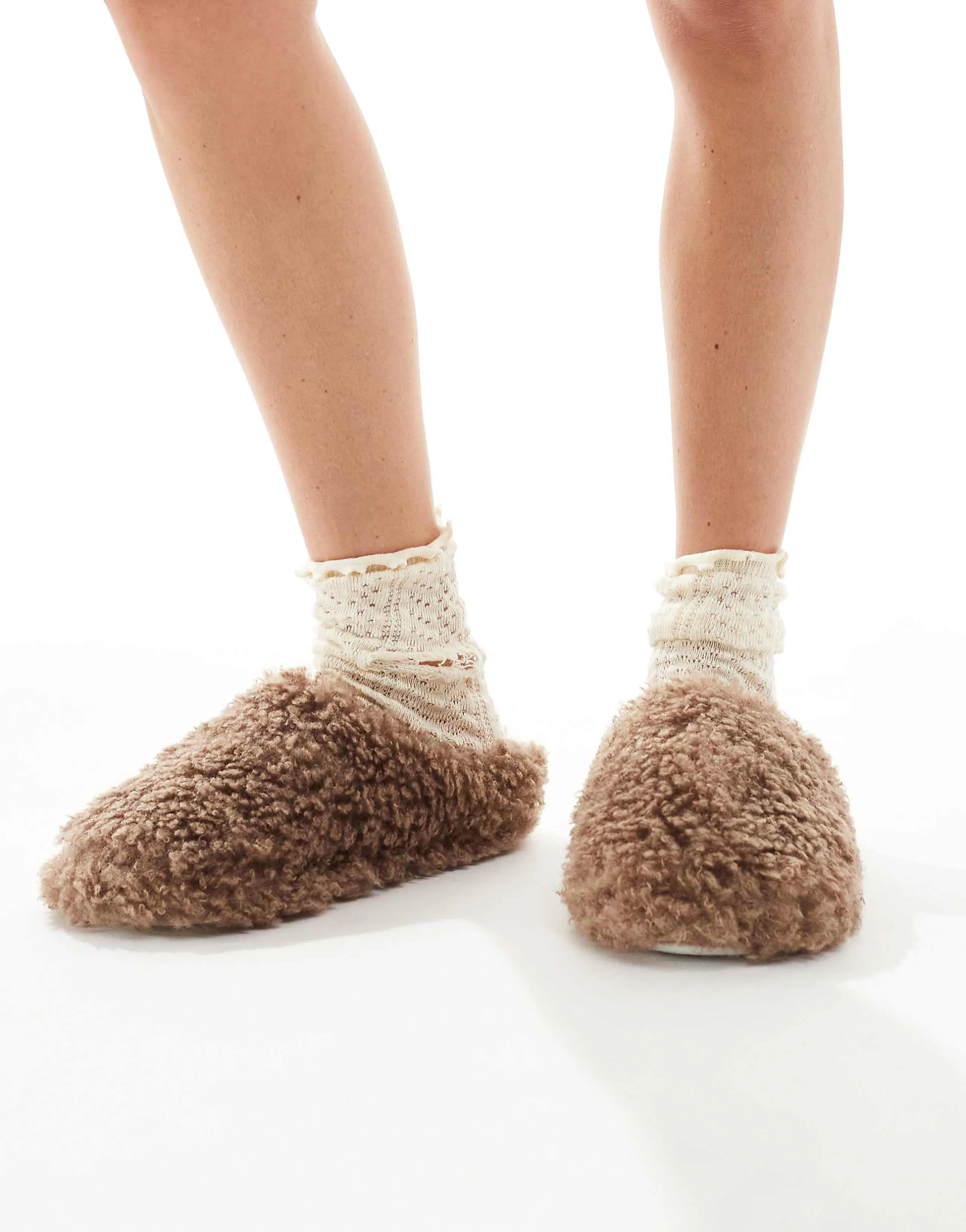 Loungeable cozy borg mule slippers in mocha