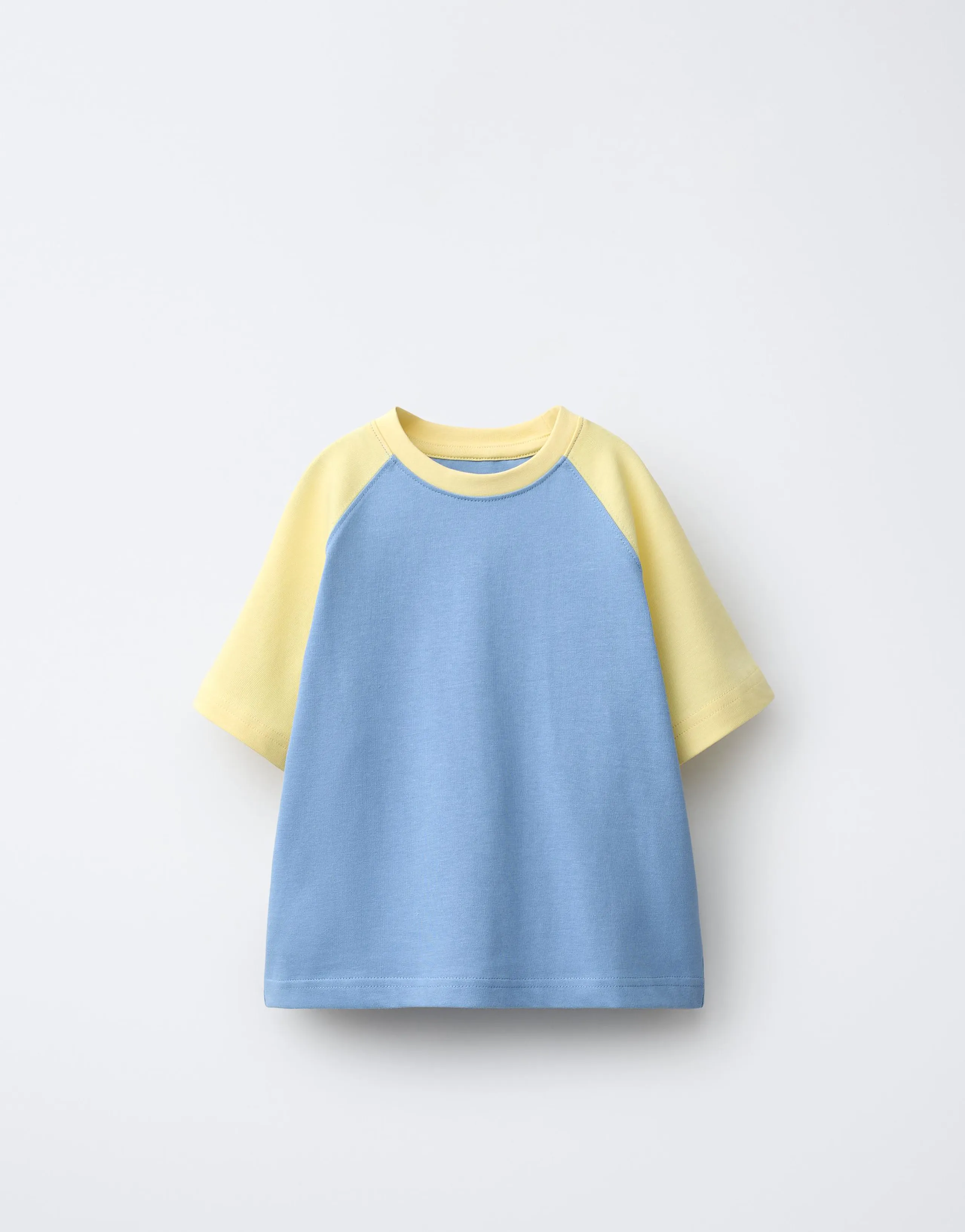 RAGLAN SLEEVE T-SHIRT
