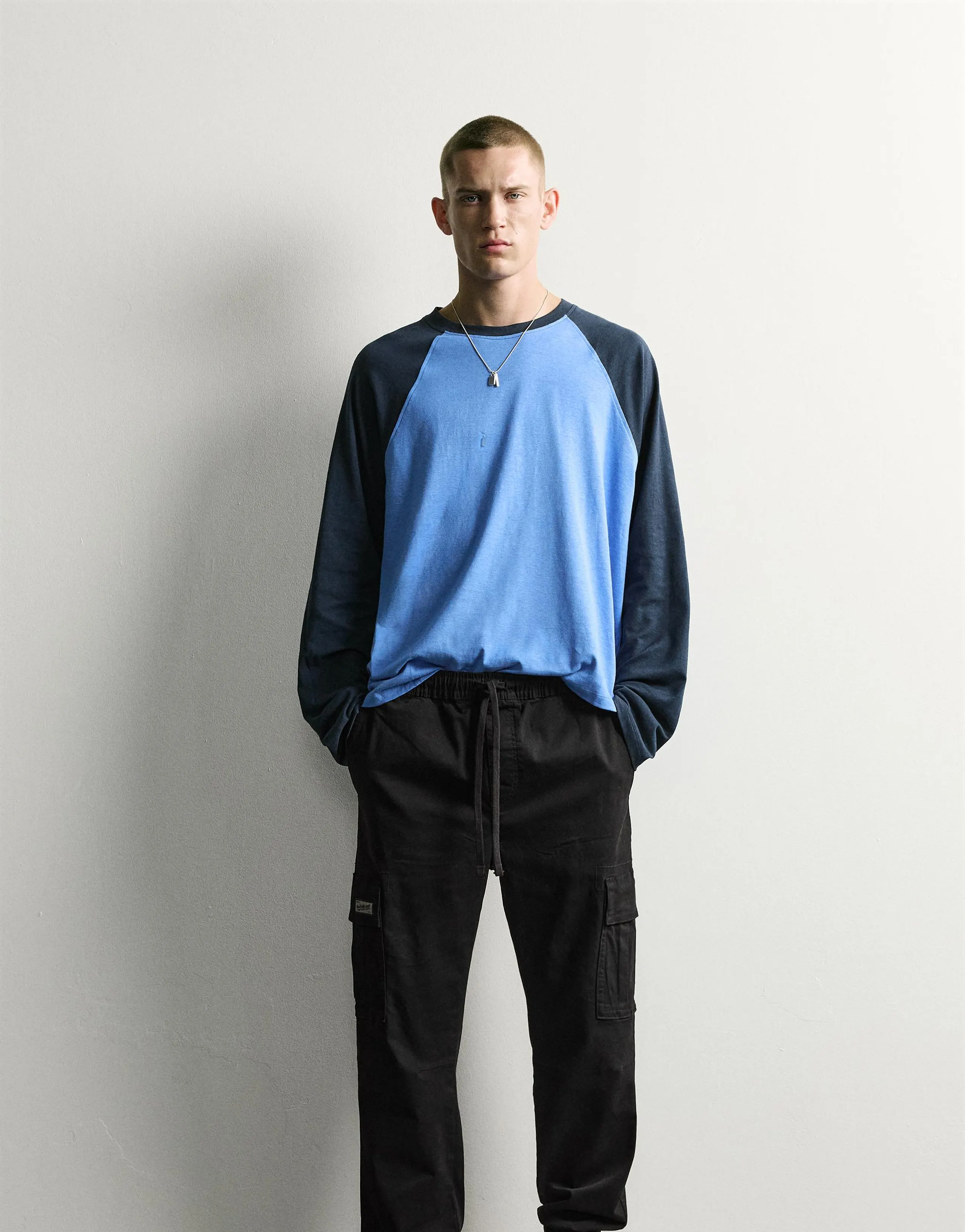 SLIM FIT CARGO TROUSERS