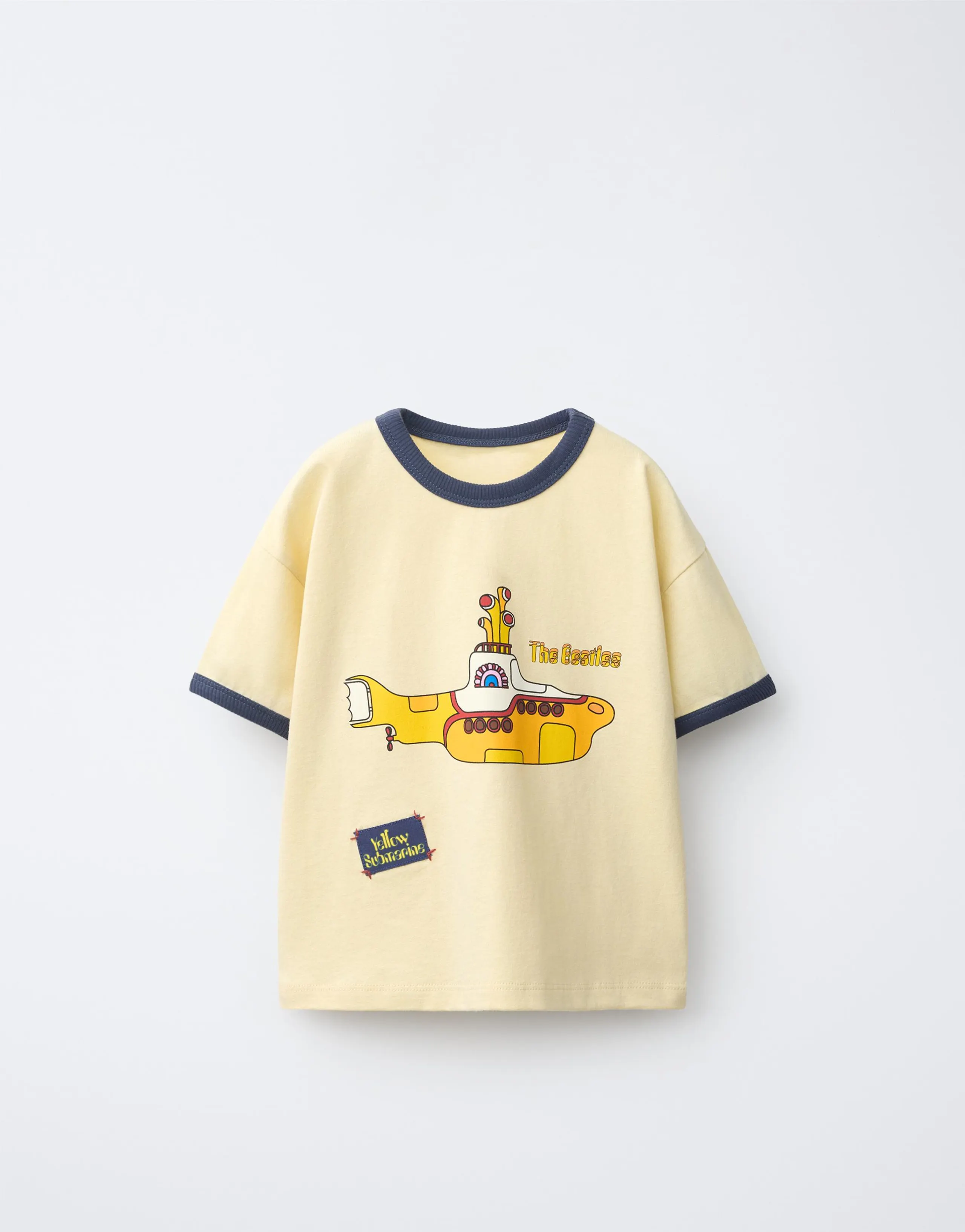 THE BEATLES™ YELLOW SUBMARINE PRINT T-SHIRT