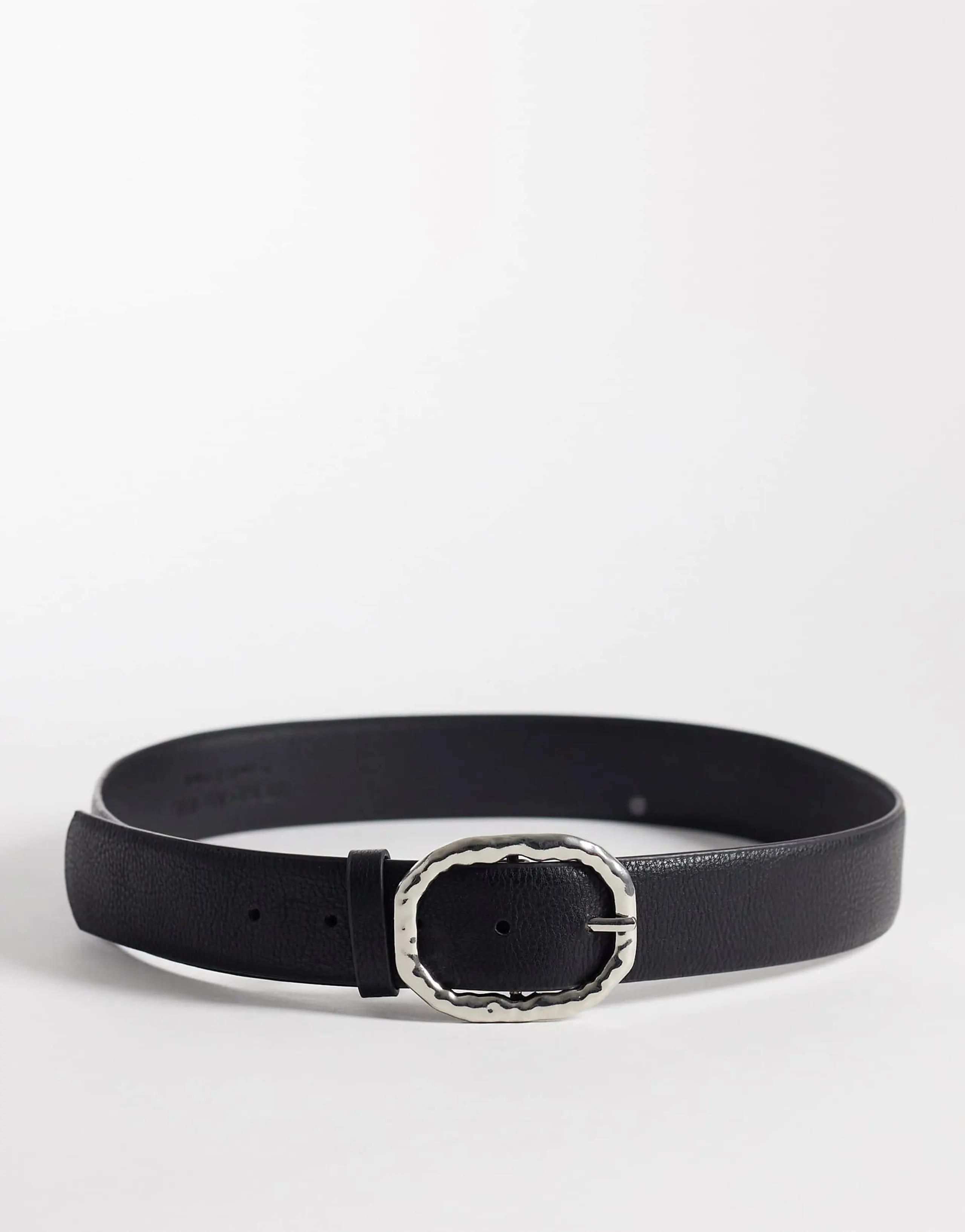 Vero Moda faux leather hammered metal buckle belt in black with silver tone