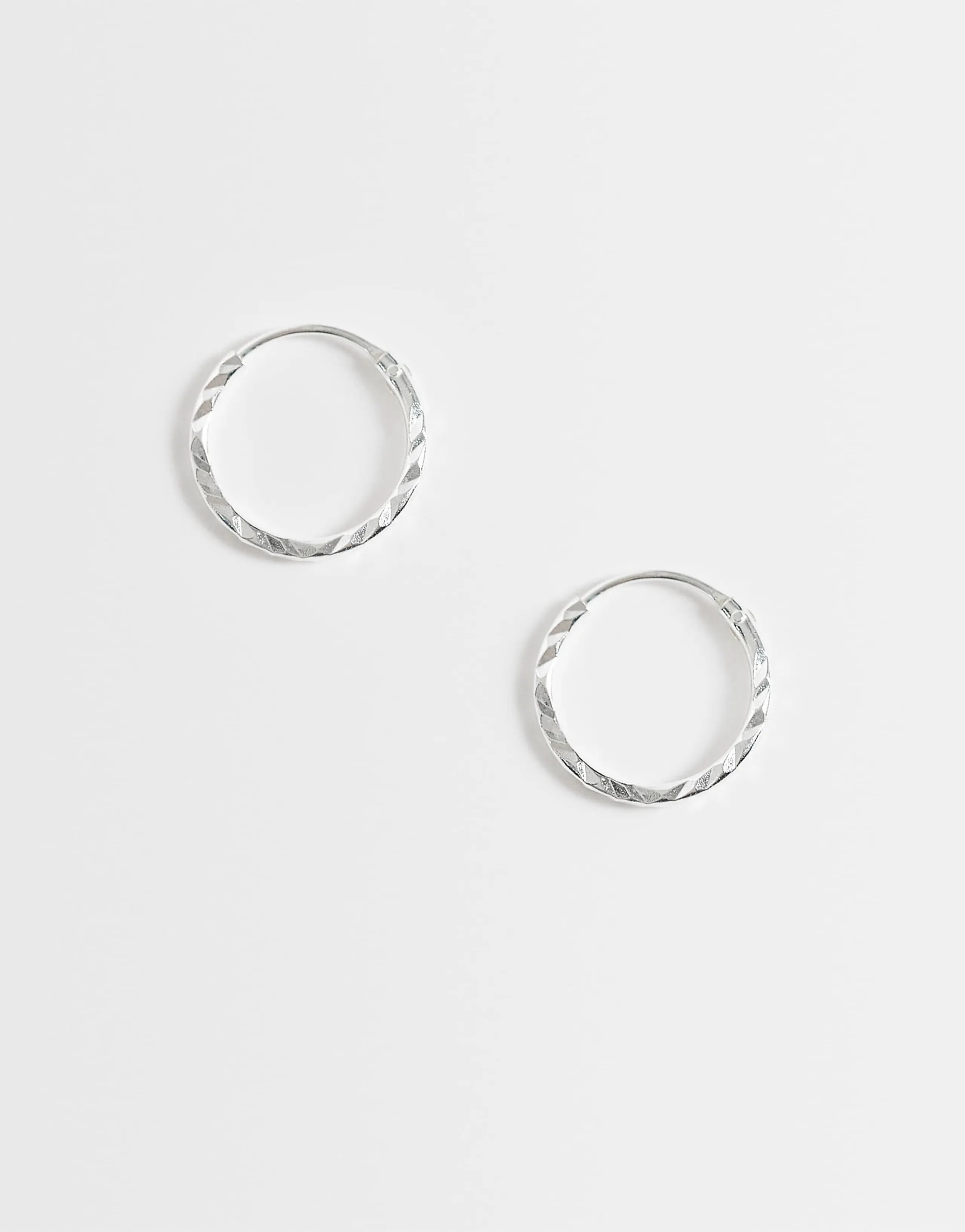 Kingsley Ryan 12mm diamond cut hoop earrings in sterling silver