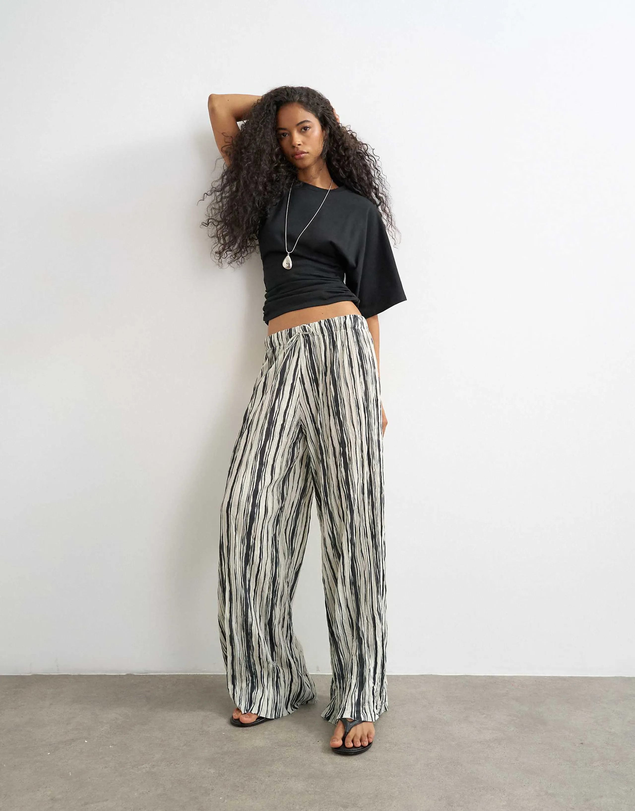 Topshop stripe plisse pants in black