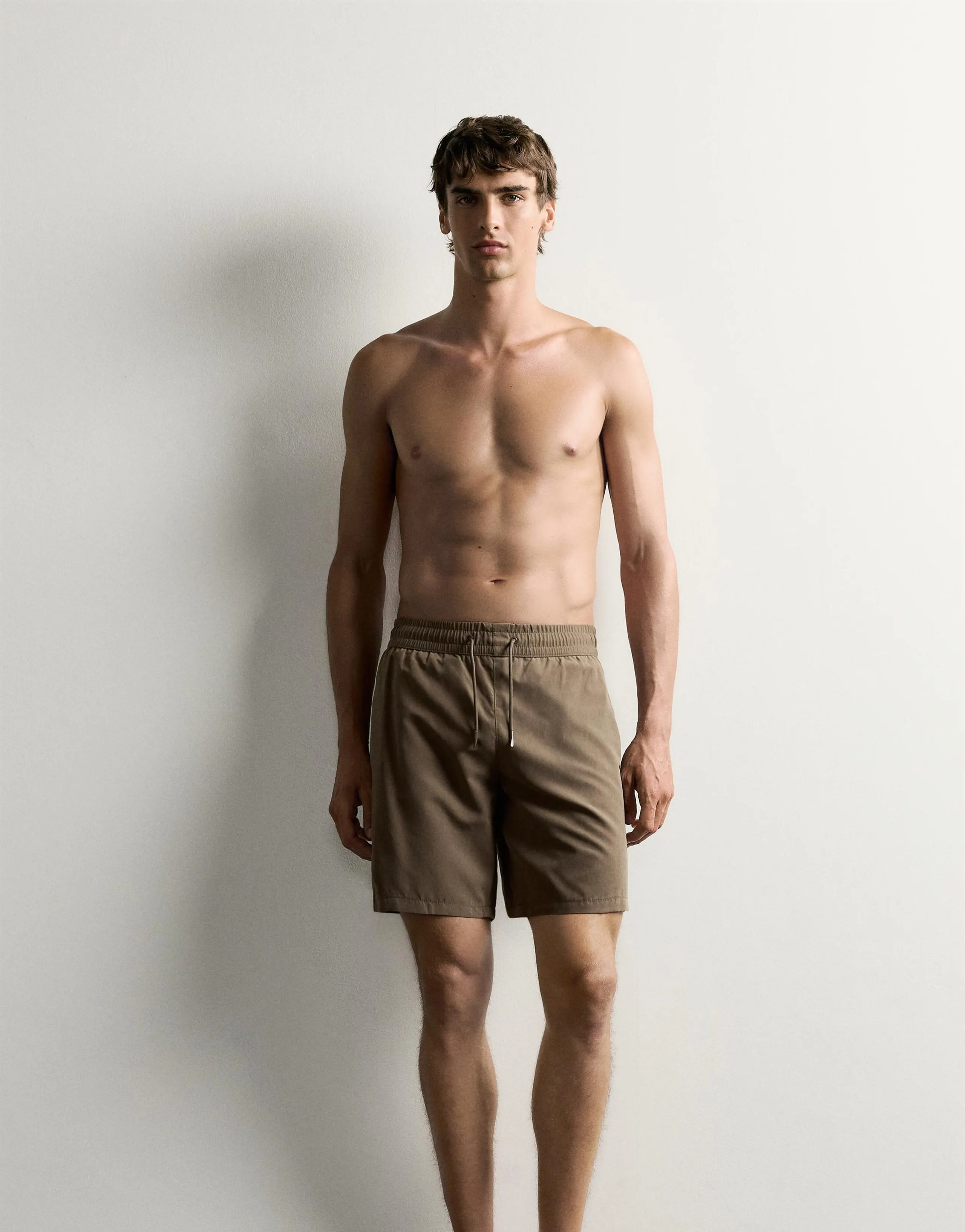 BASIC LONG SWIMMING TRUNKS