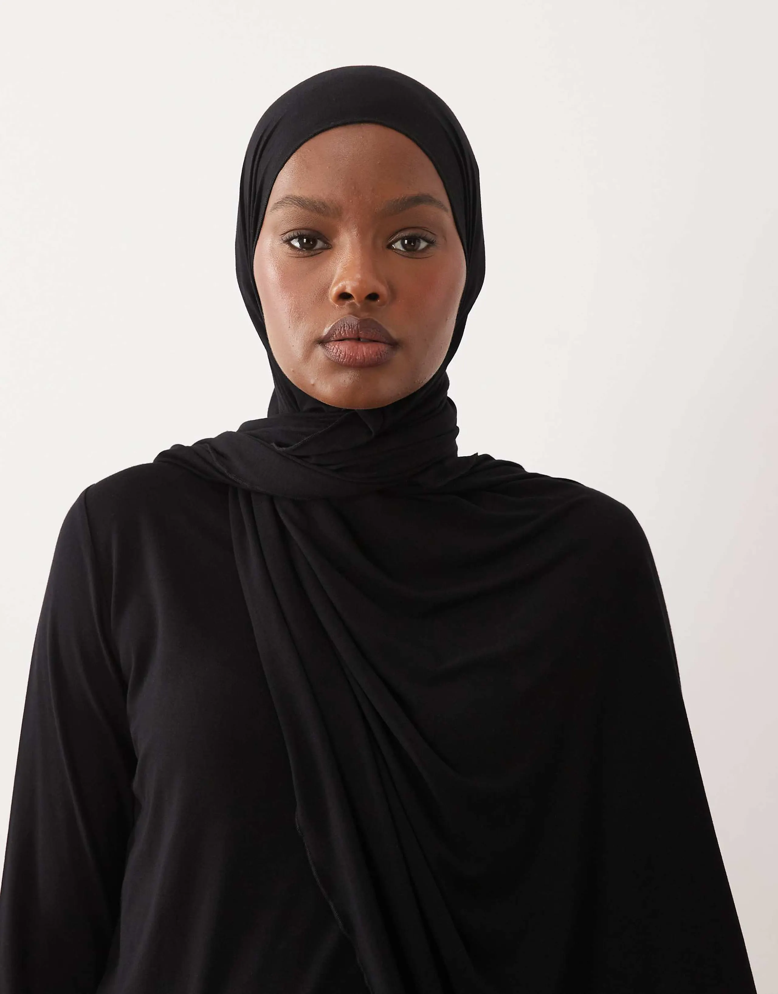 IYAL headscarf in black