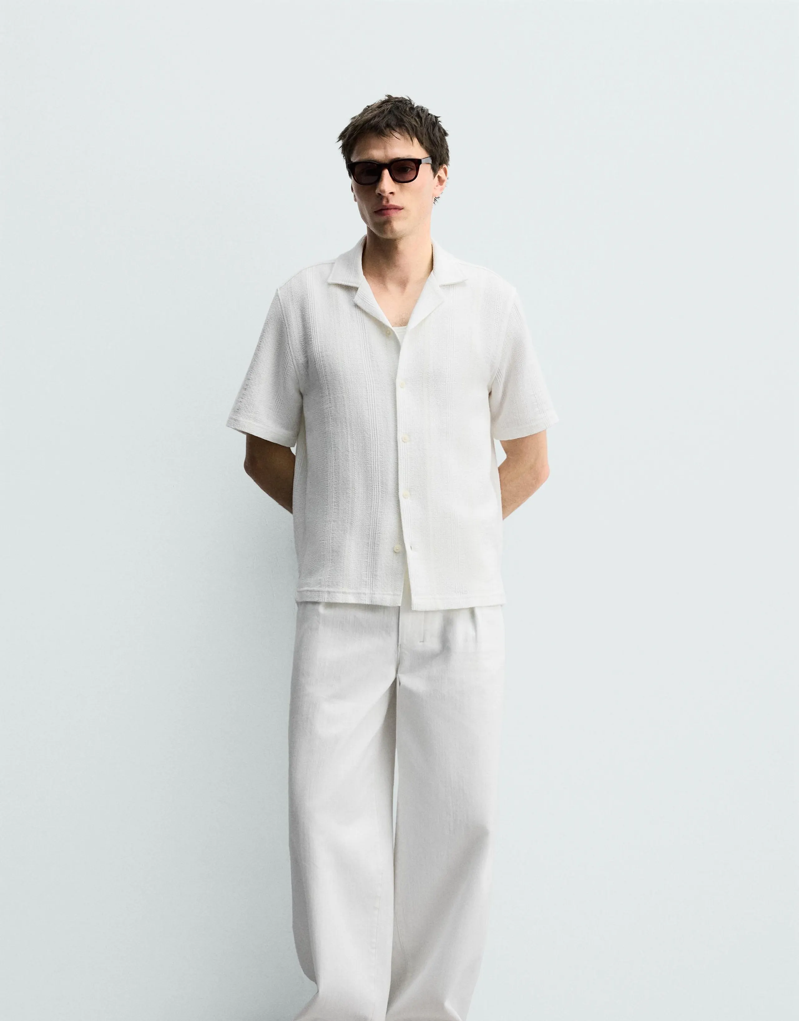 REGULAR FIT STRIPED JACQUARD SHIRT