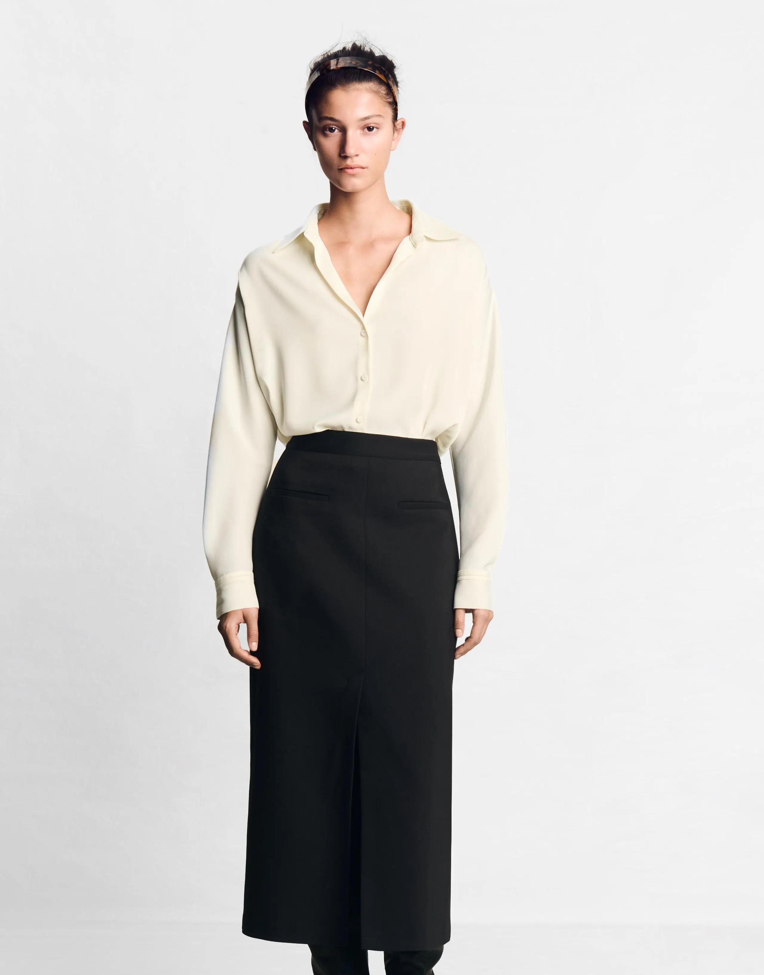 FLOWING SHIRT WITH COVERED BUTTONS