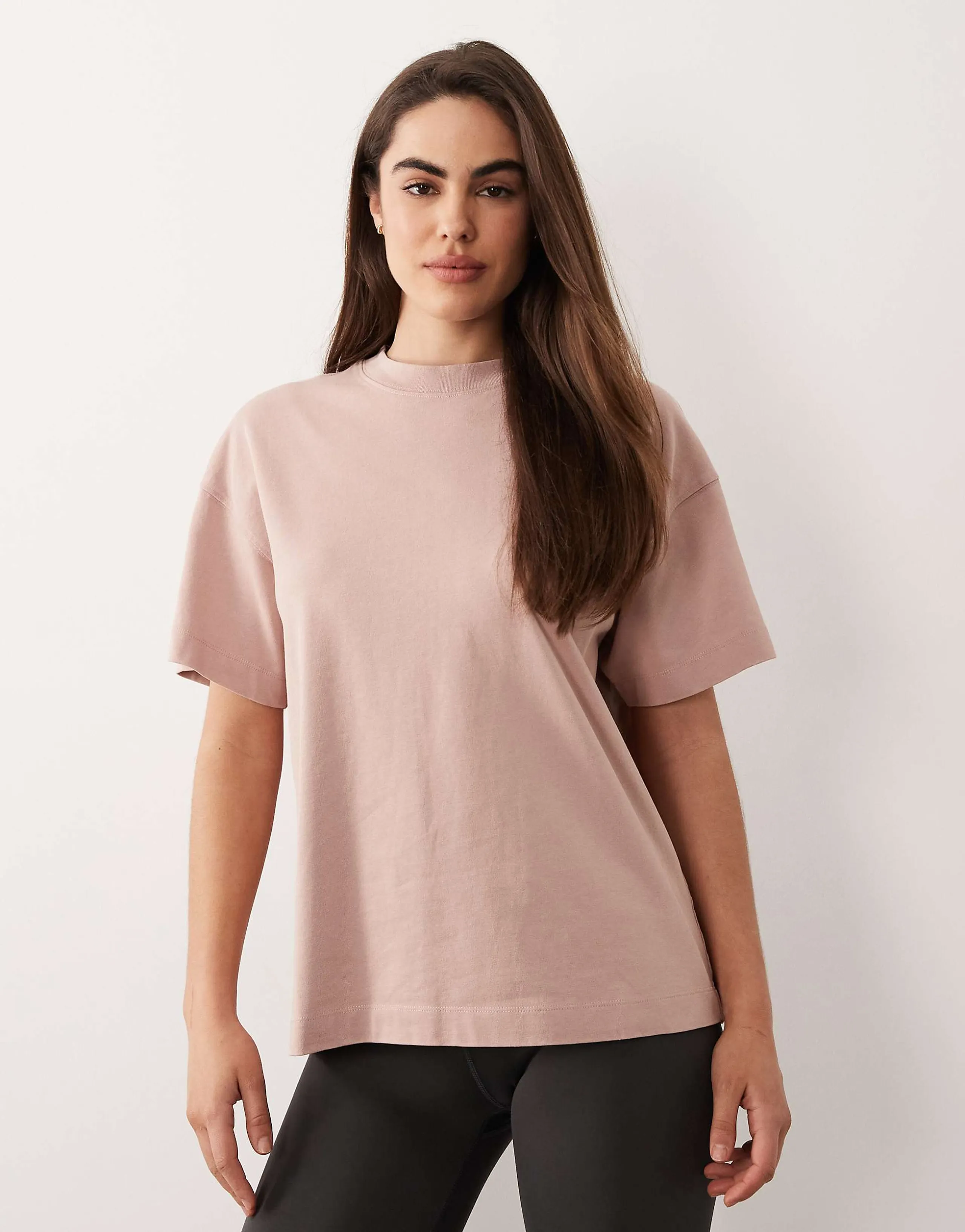 4505 Icon heavyweight cotton oversized t-shirt with quick dry finish in washed pink