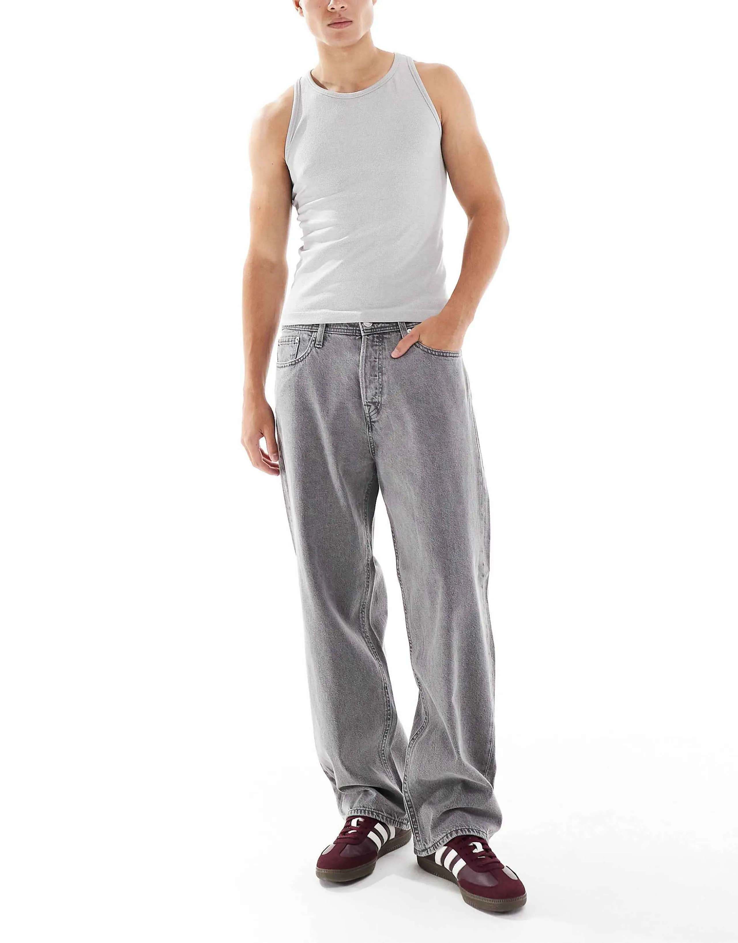 Jack & Jones Alex baggy jeans in light gray