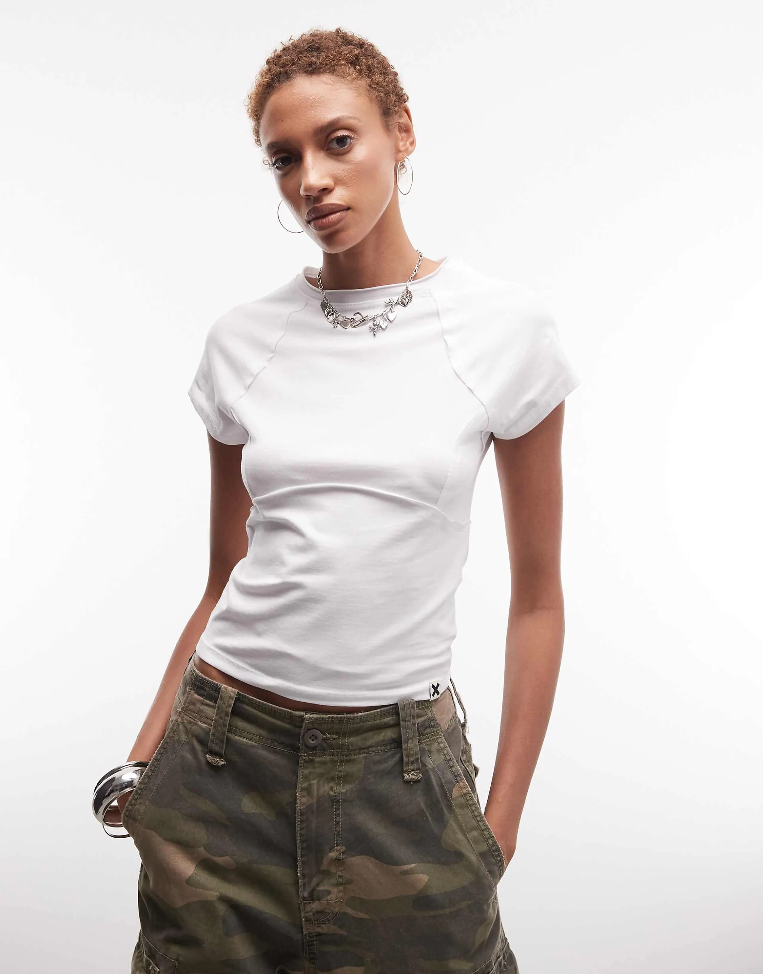 COLLUSION exposed seam detail raglan top in white