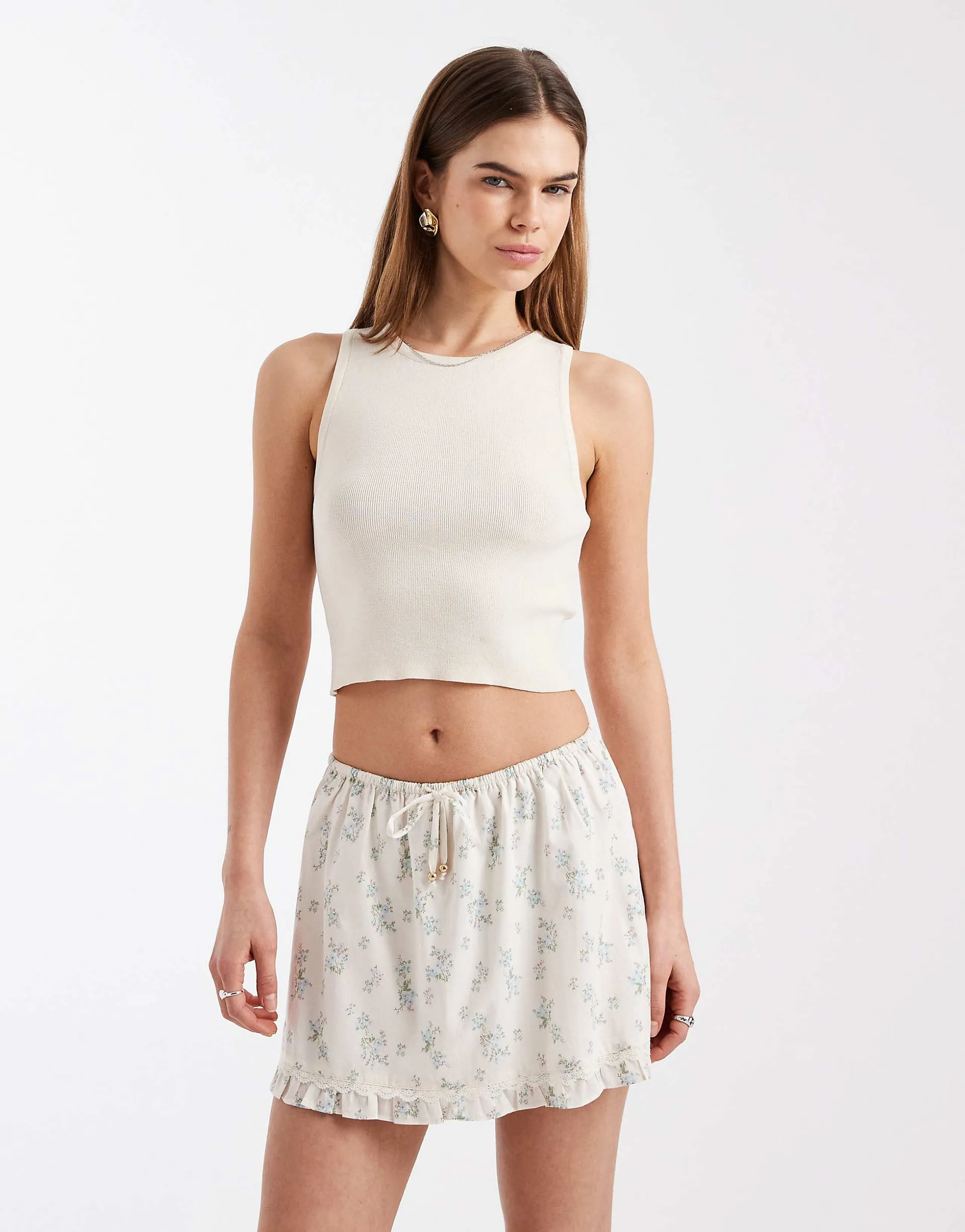 Cotton On edie low rise mini skirt in blue floral