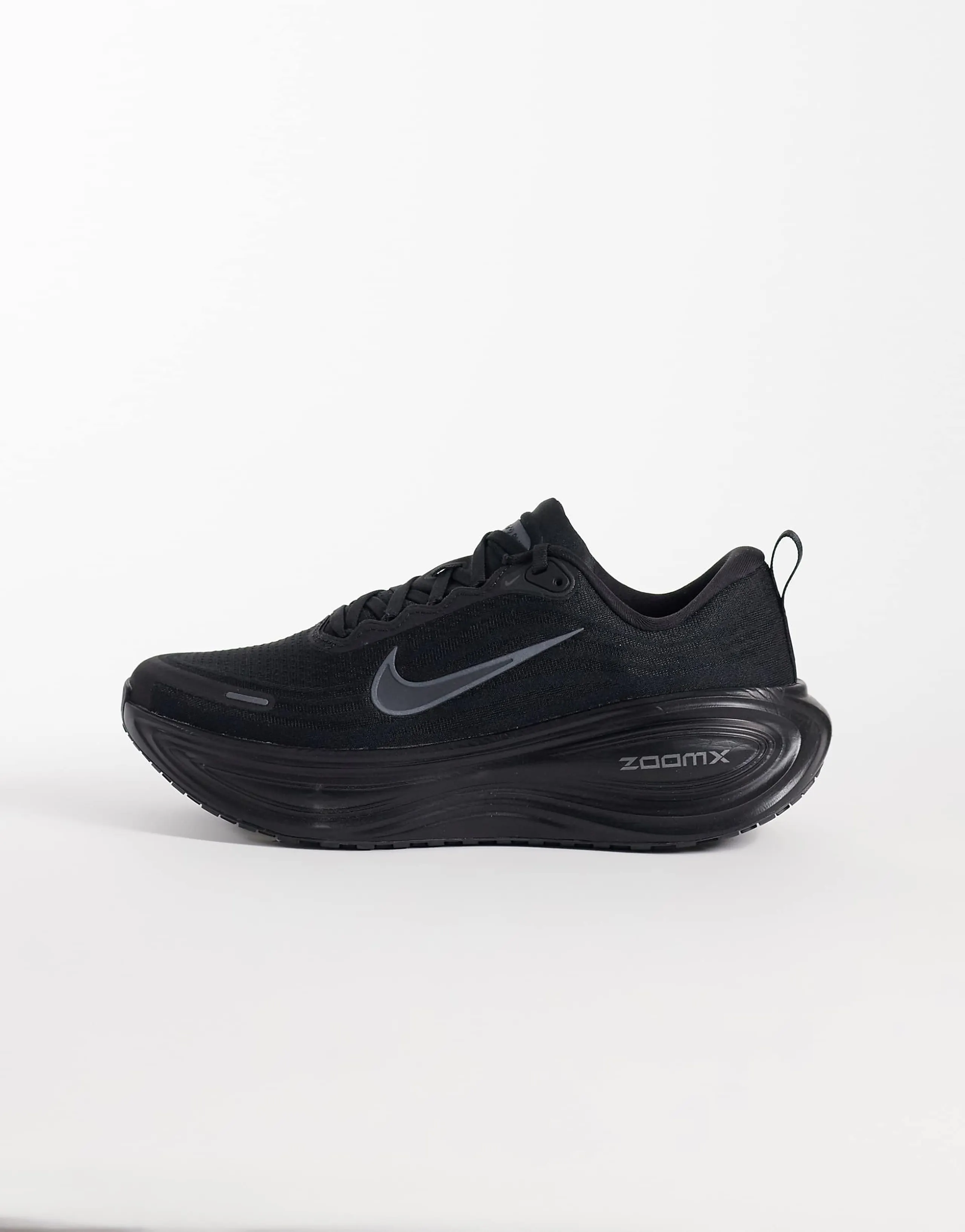 Nike Vomero Plus sneakers in black and metallic gray
