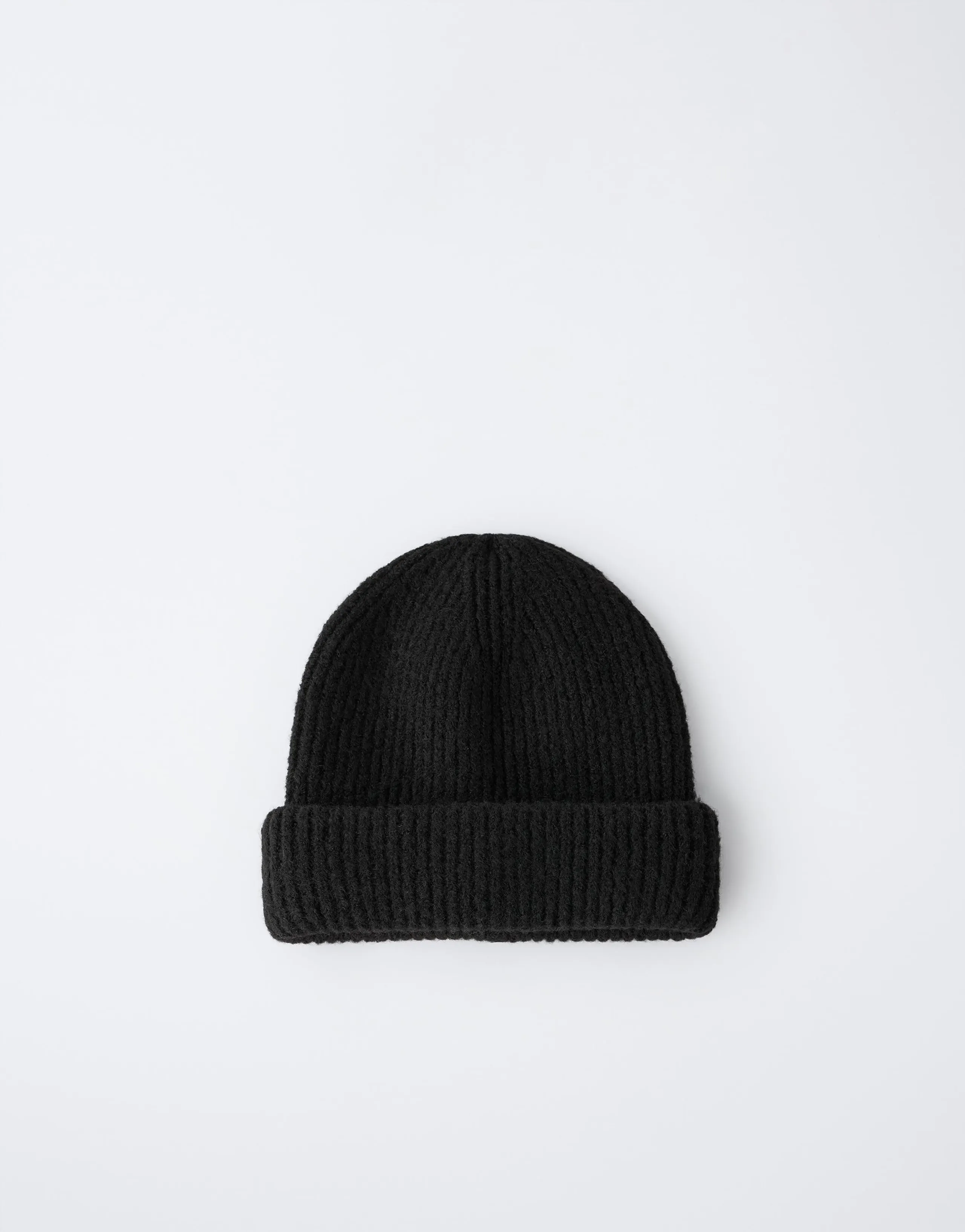 PLAIN KNIT BEANIE